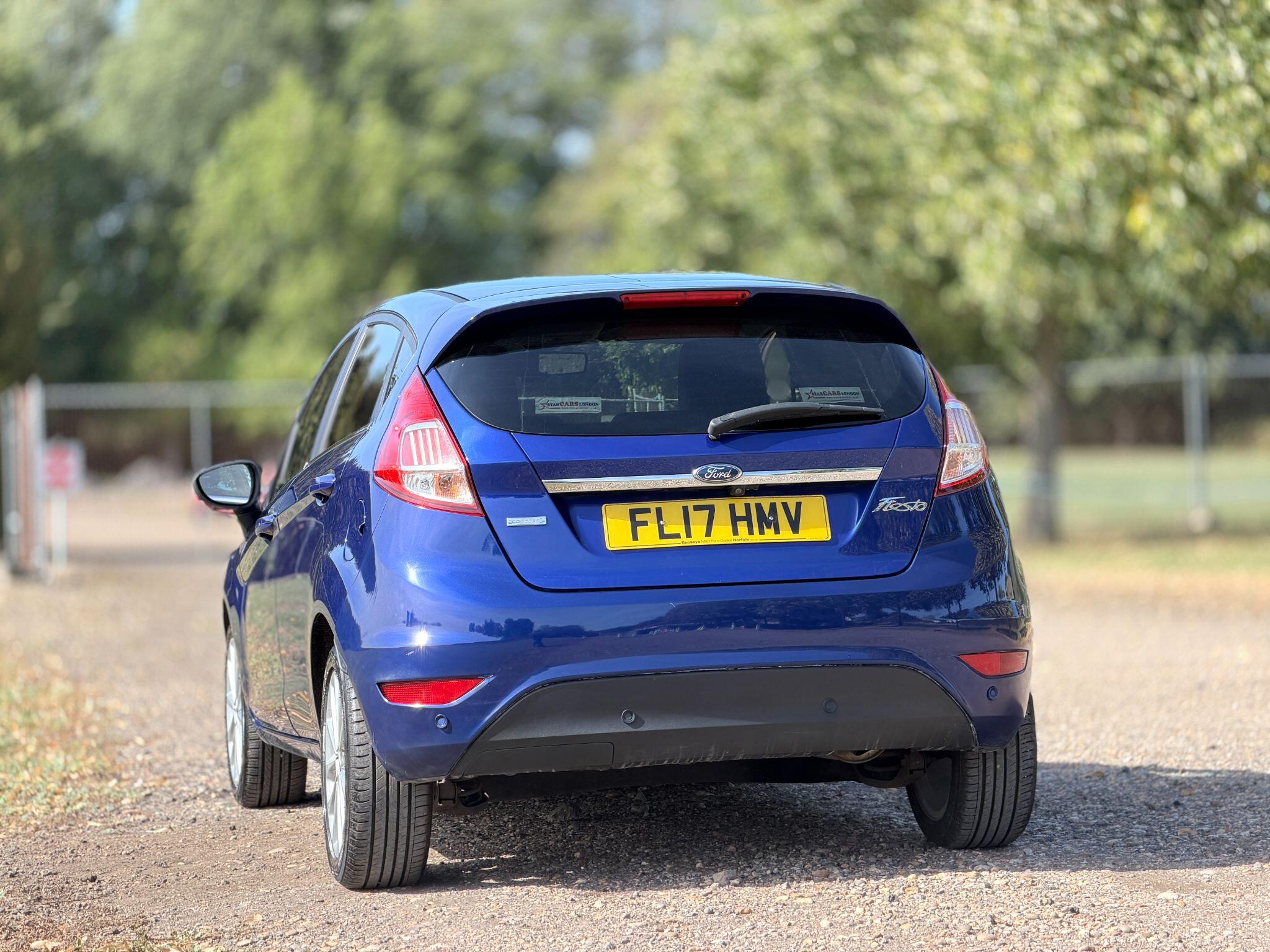 Ford Fiesta view 11