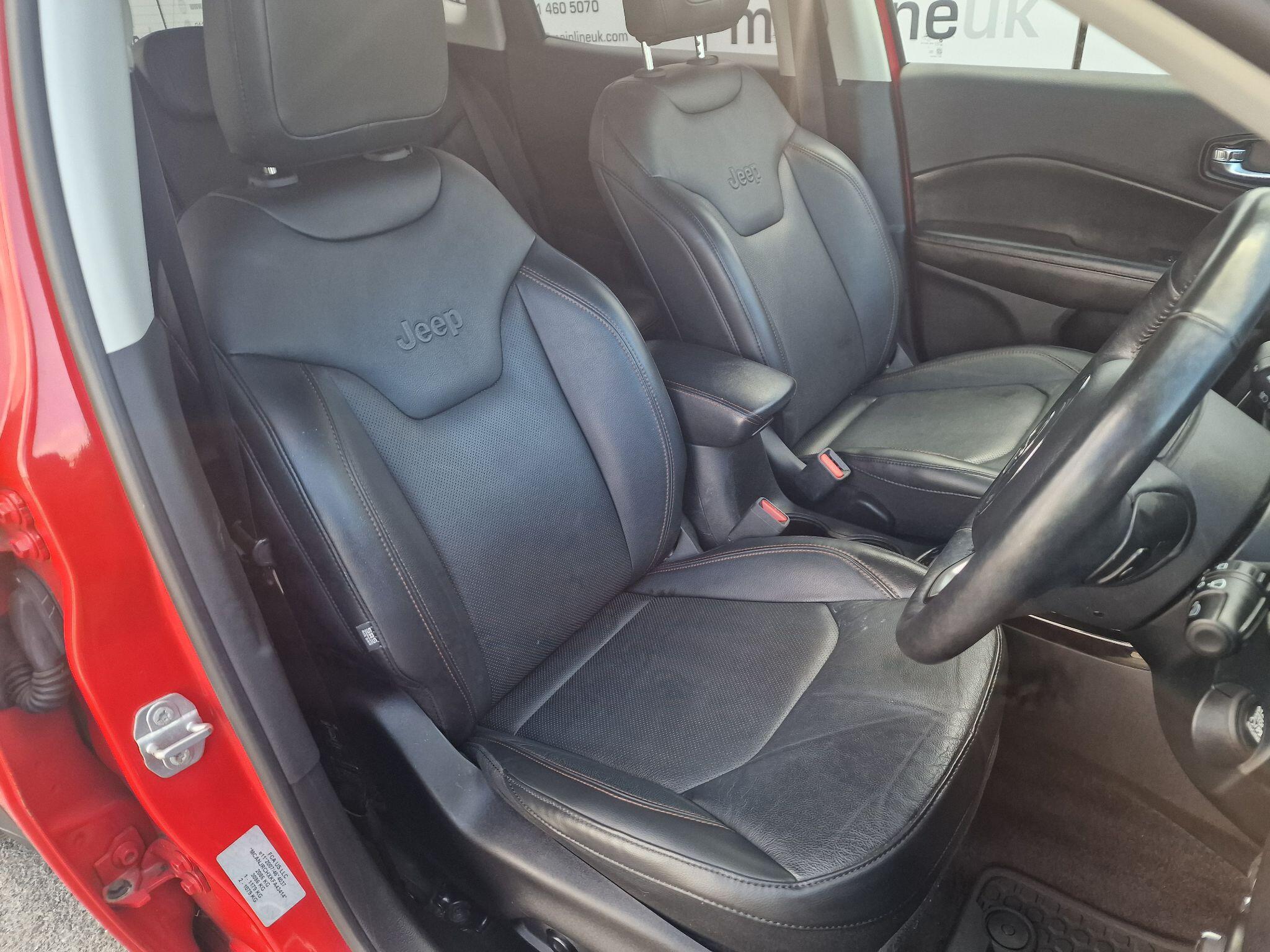 Jeep Compass view 25