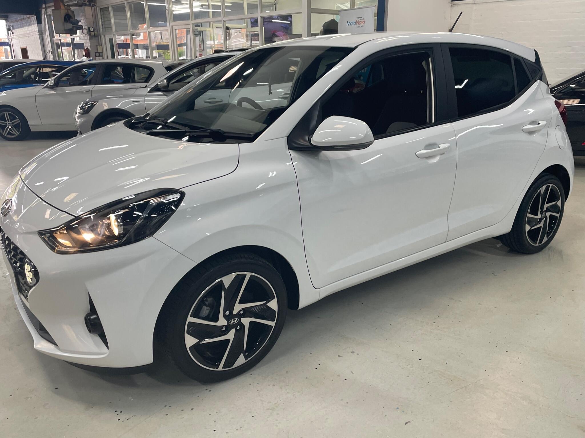Hyundai I10 view 5