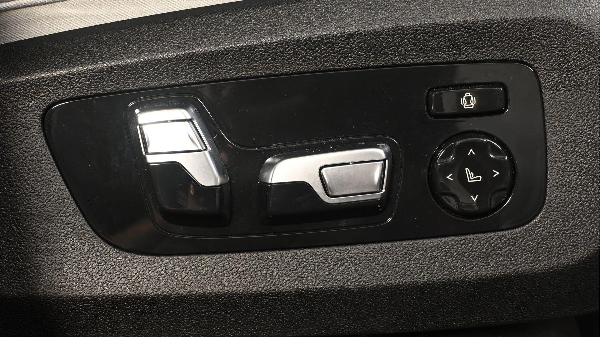 BMW XM view 26