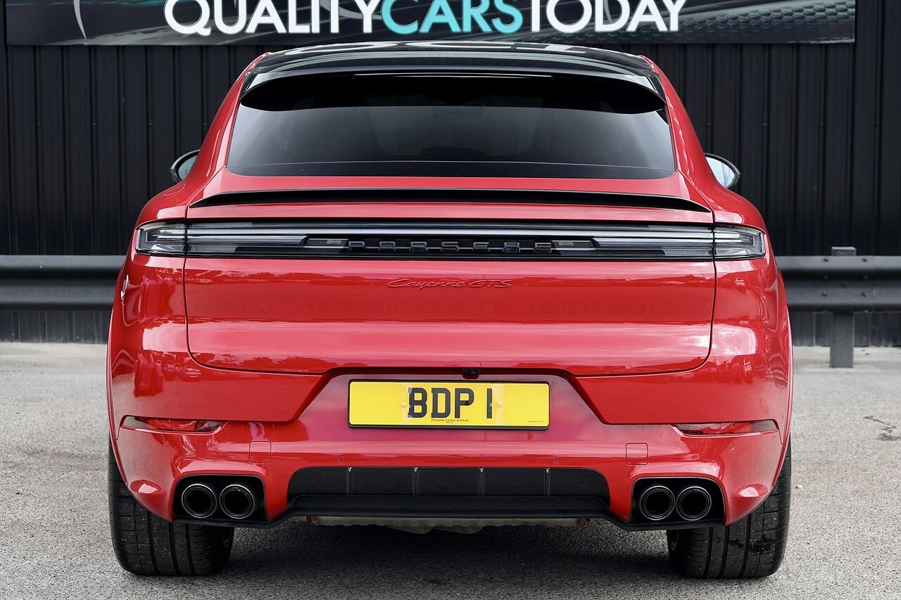 Porsche Cayenne view 5