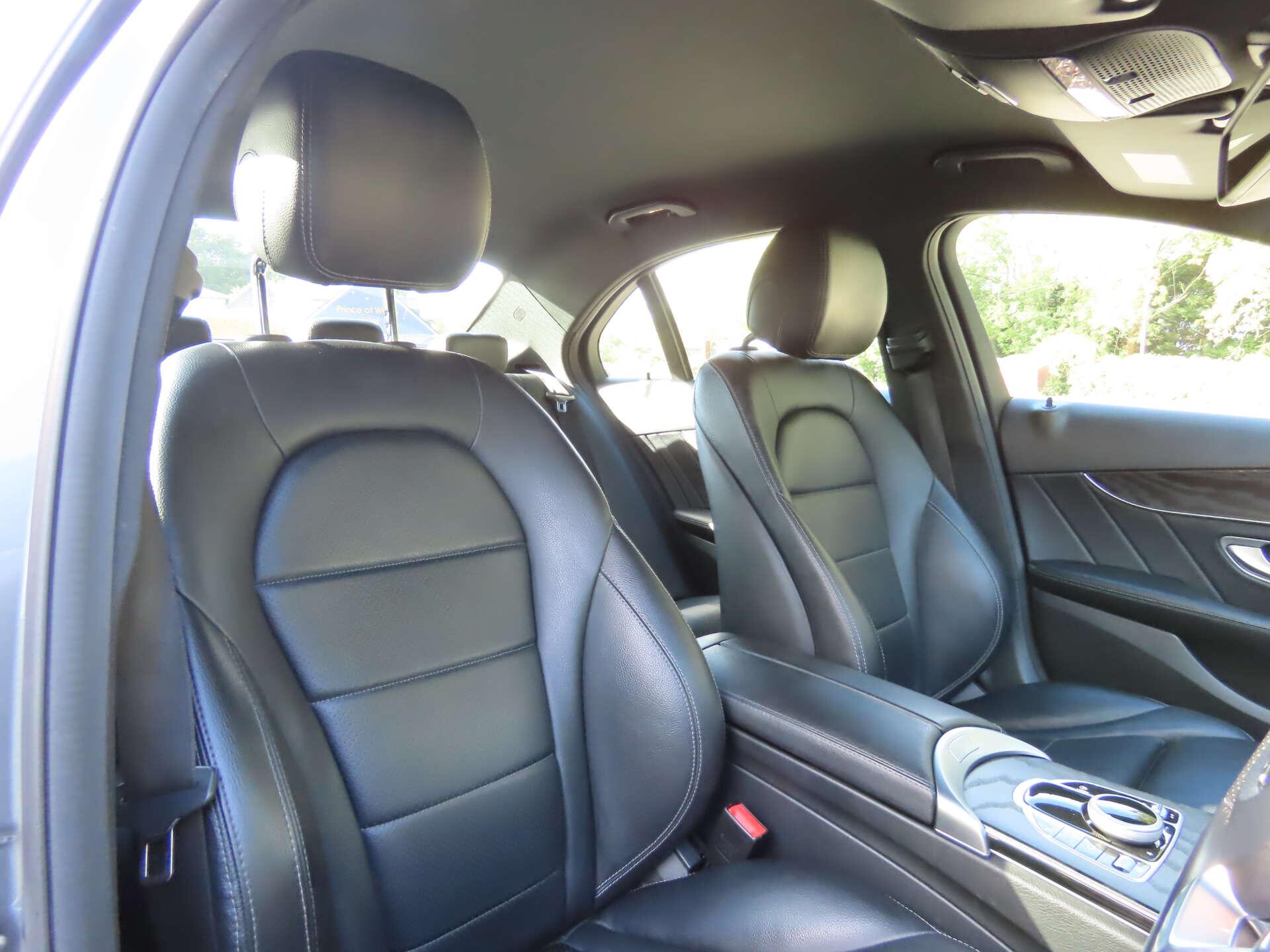 Mercedes-Benz C-Class view 8