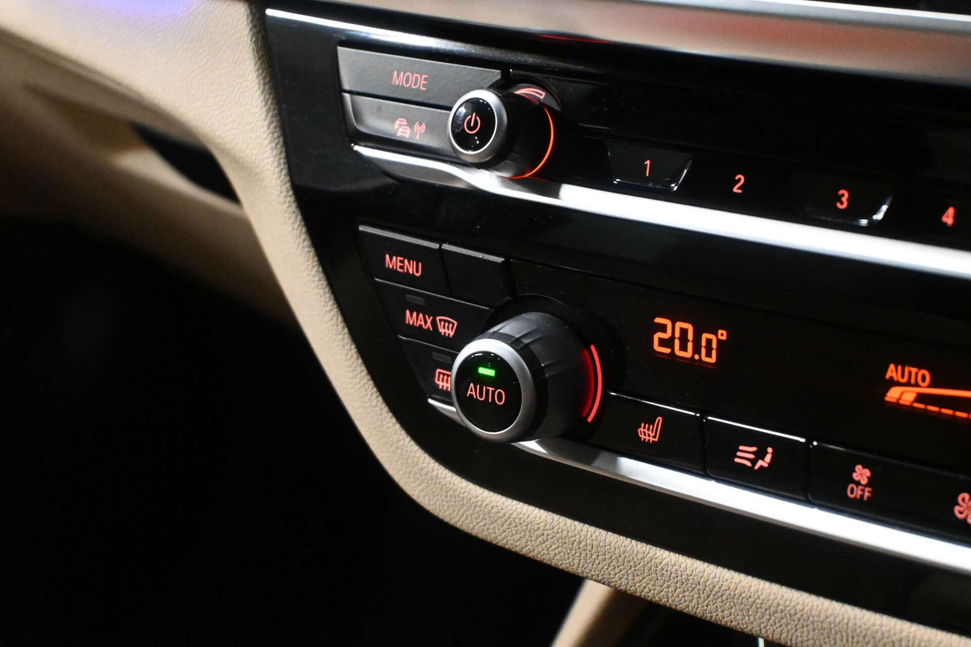 BMW X3 view 21
