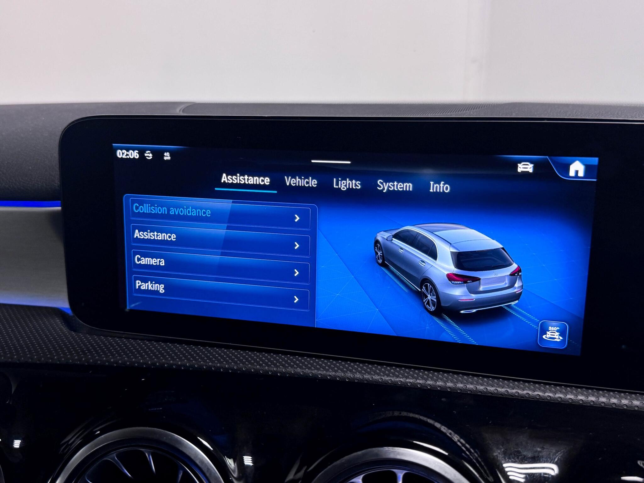 Mercedes-Benz A-Class view 50