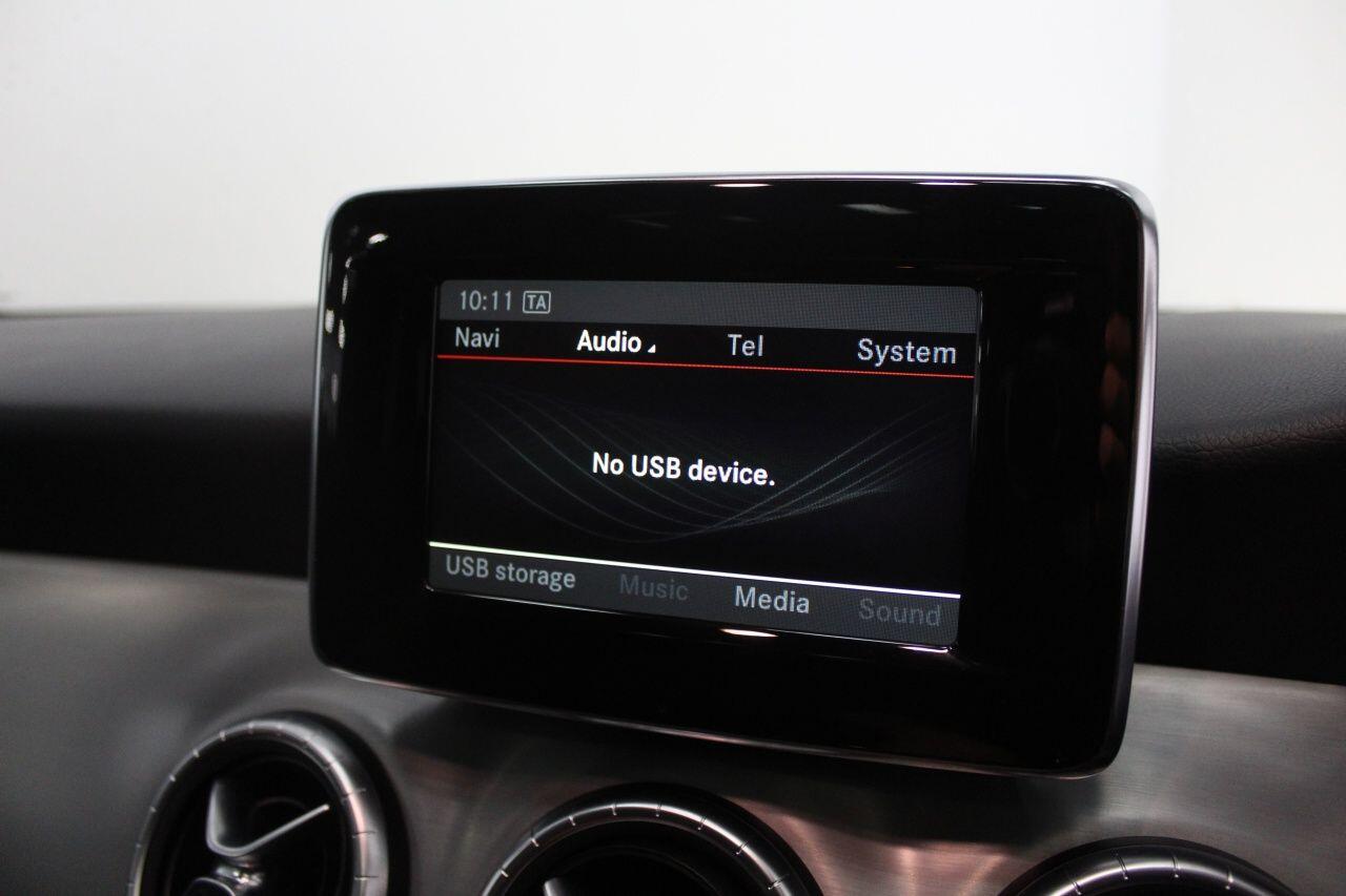 Mercedes-Benz Cla view 40
