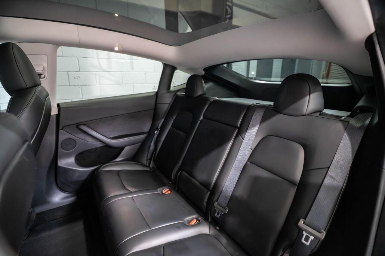 Tesla Model Y view 20