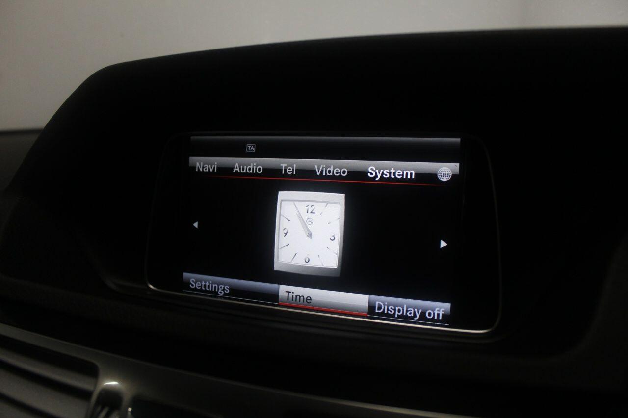Mercedes-Benz E-Class view 34