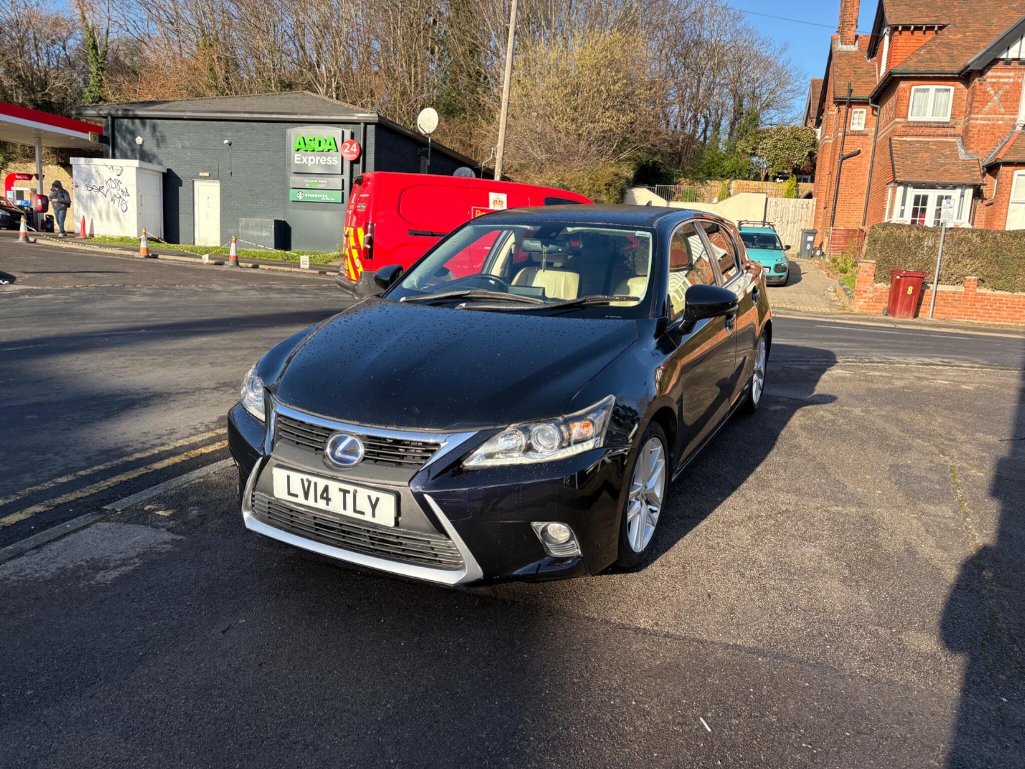 2014 Lexus CT 1.8 200h Luxury CVT Euro 6 (s/s) 5dr • 99,475 miles image 10