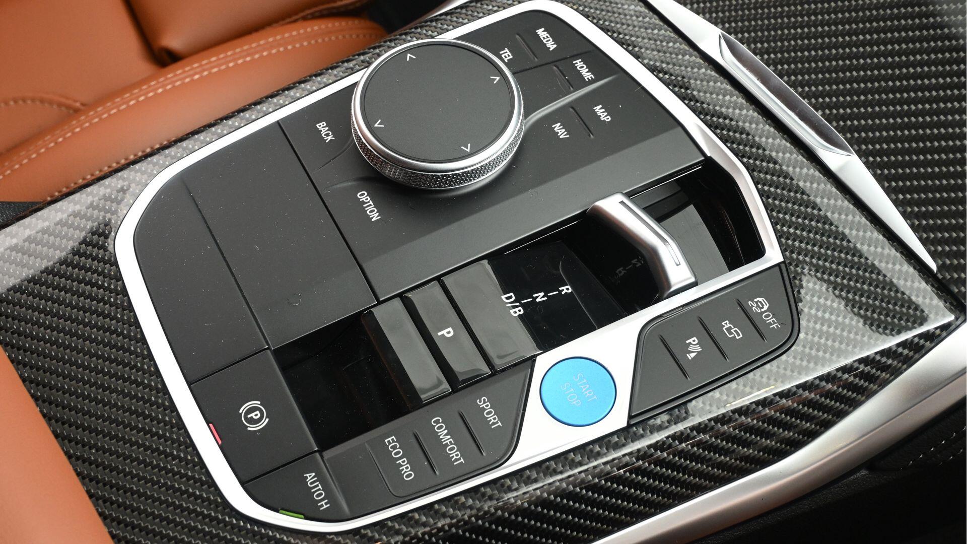 BMW i4 view 10