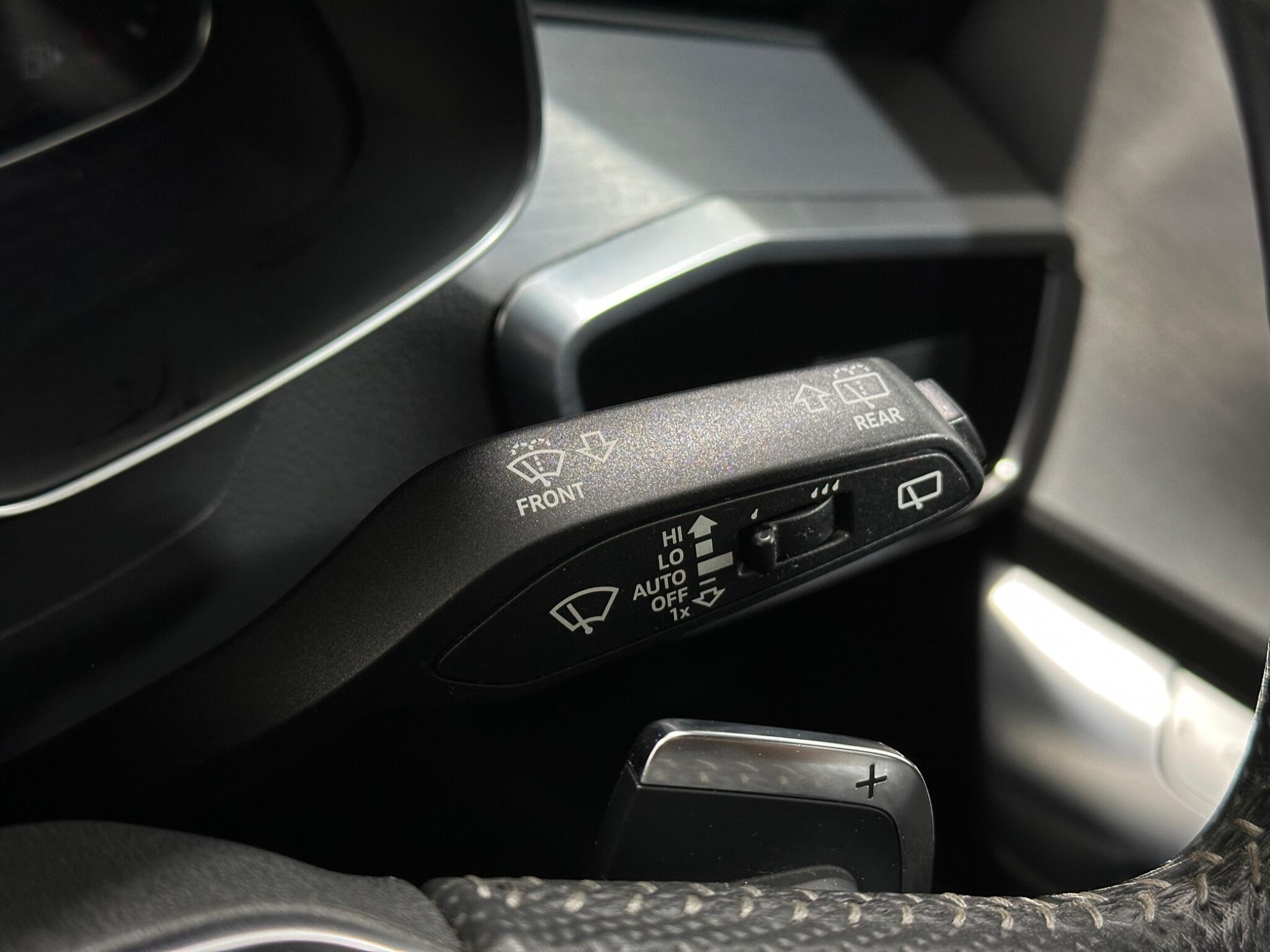 Audi A6 view 17