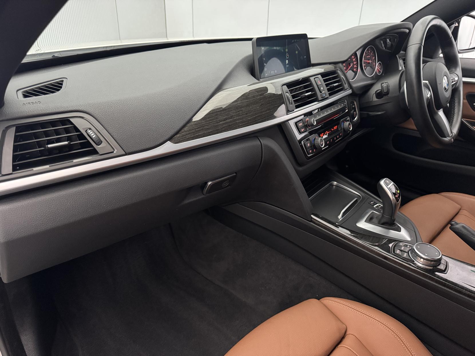 BMW 4 Series view 59