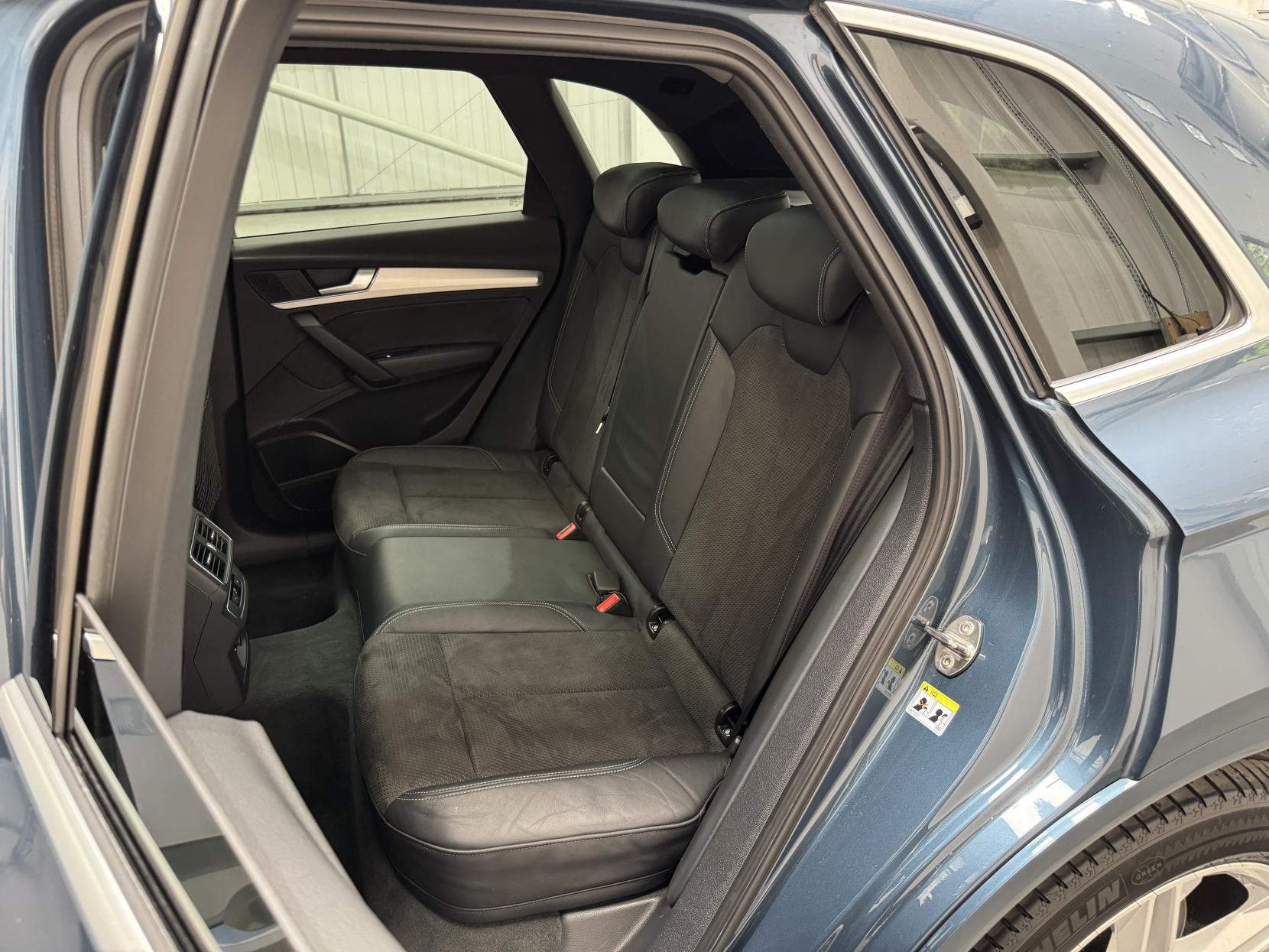 Audi Q5 view 63