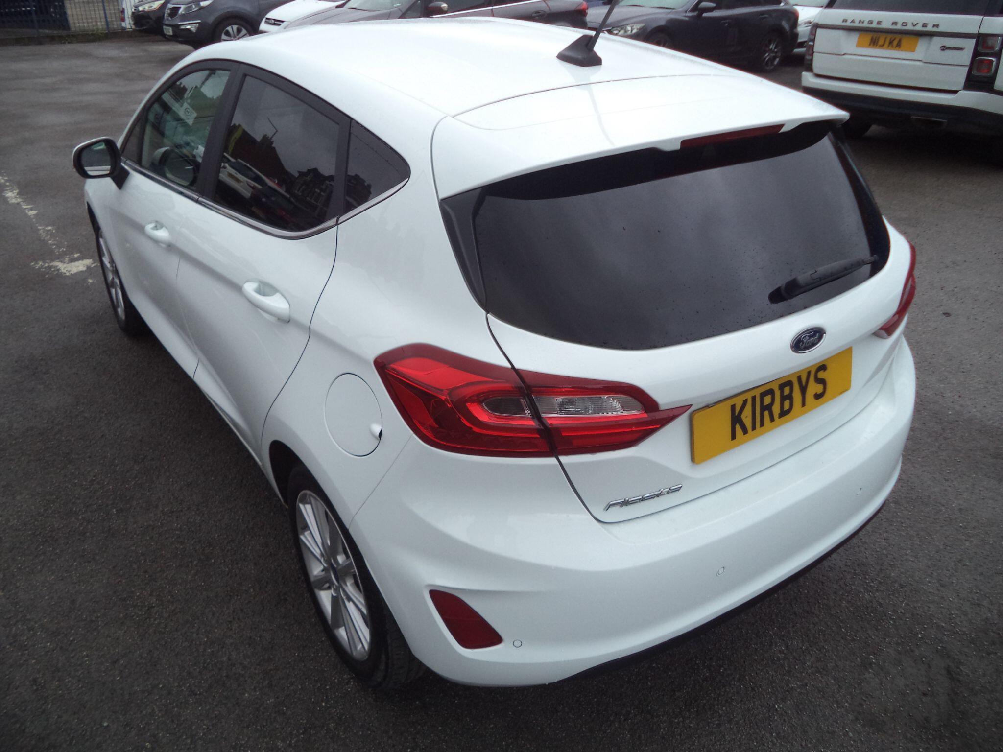 Ford Fiesta view 6