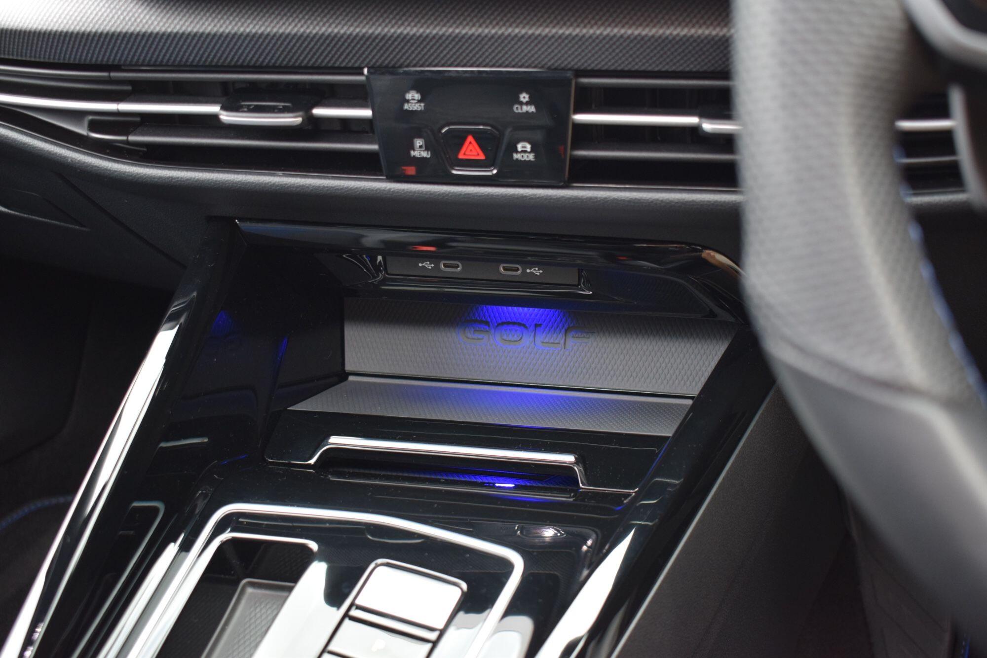 Volkswagen Golf view 16