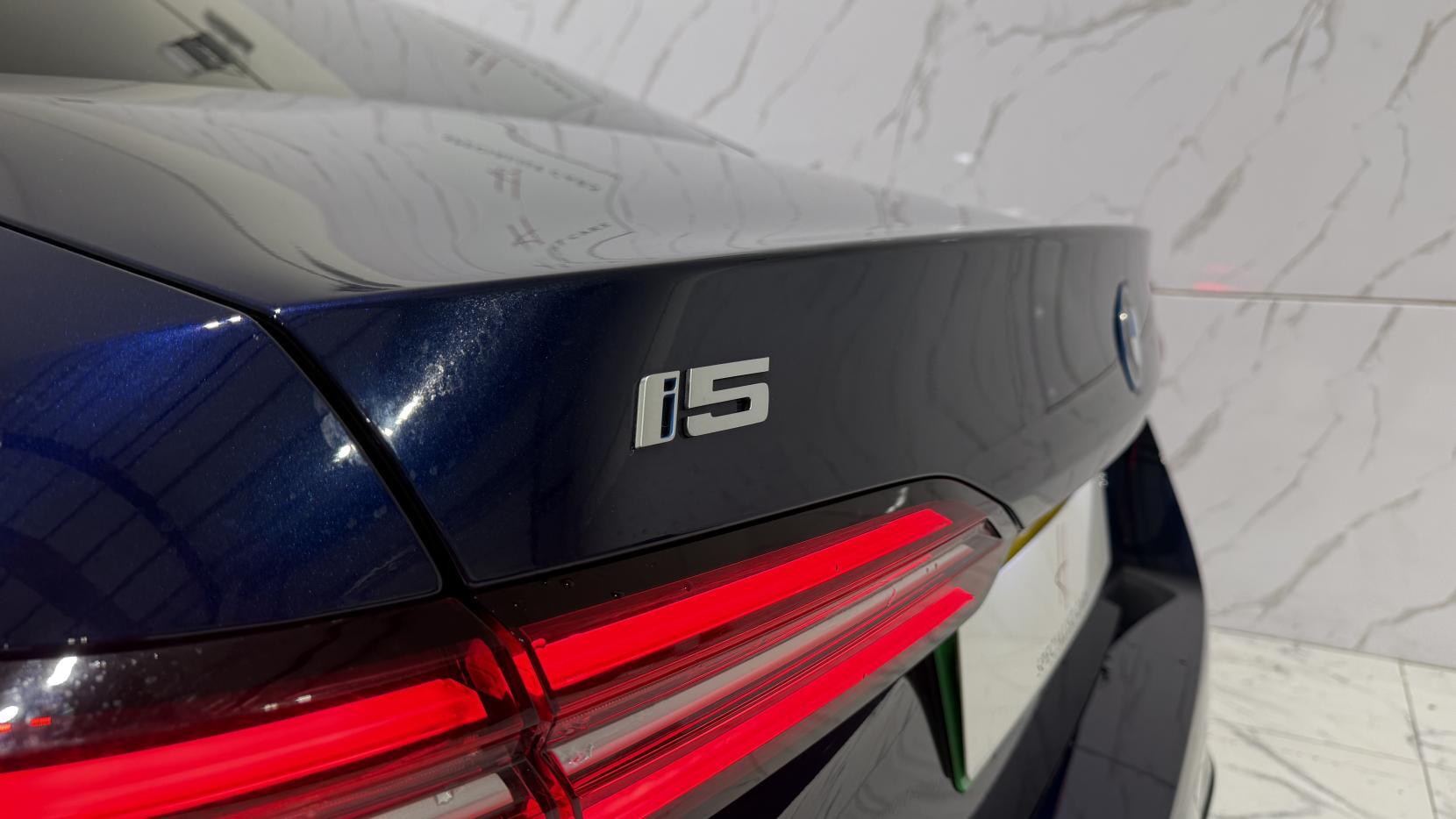 BMW I5 view 46
