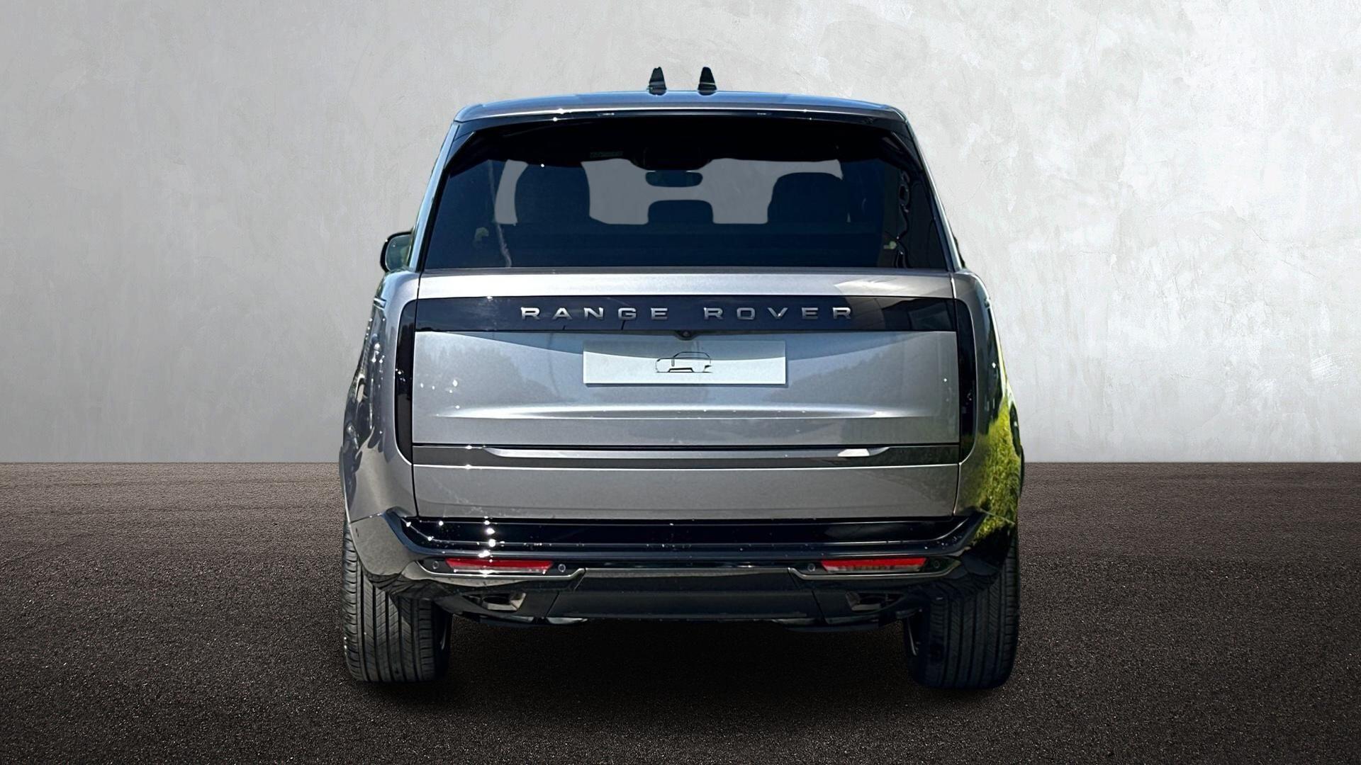 Land Rover Range Rover view 6