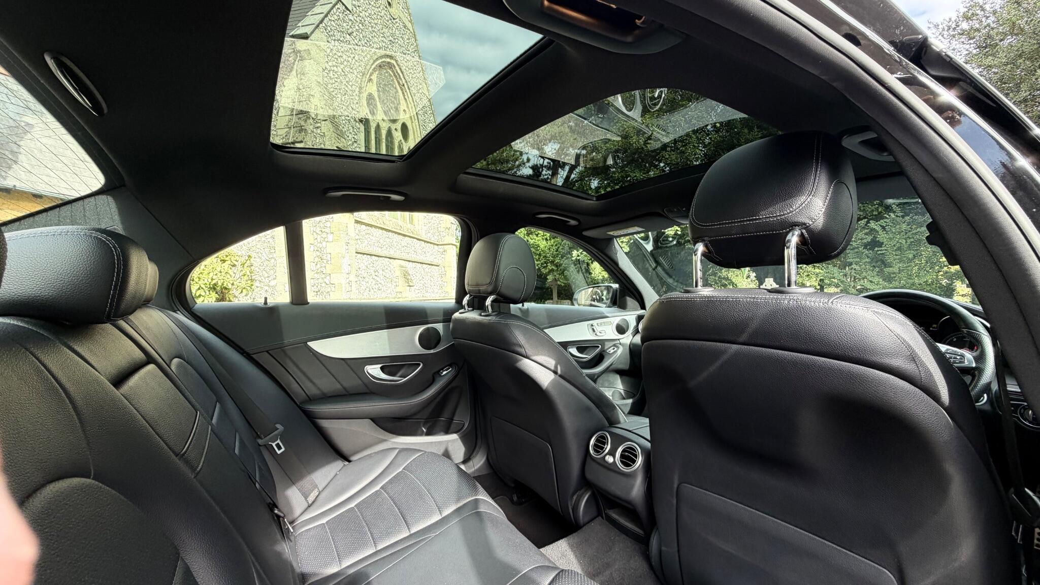Mercedes-Benz C-Class view 38