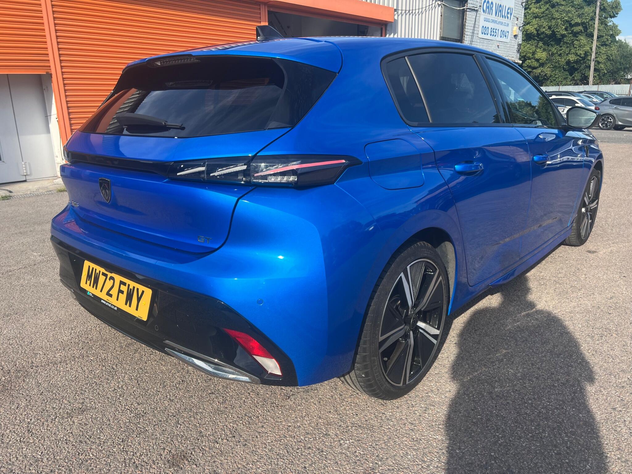 Peugeot 308 view 6