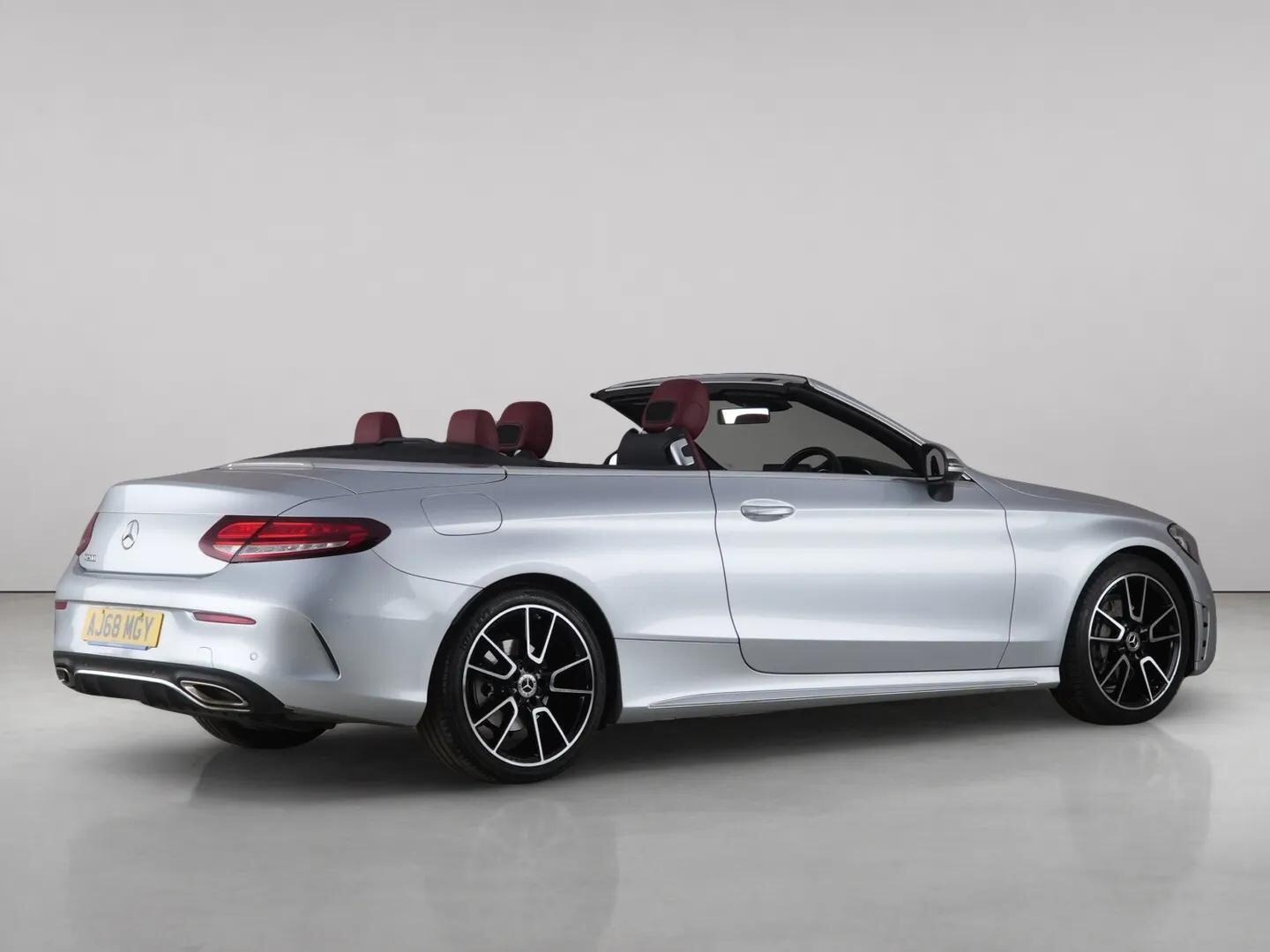 Mercedes-Benz C-Class view 7