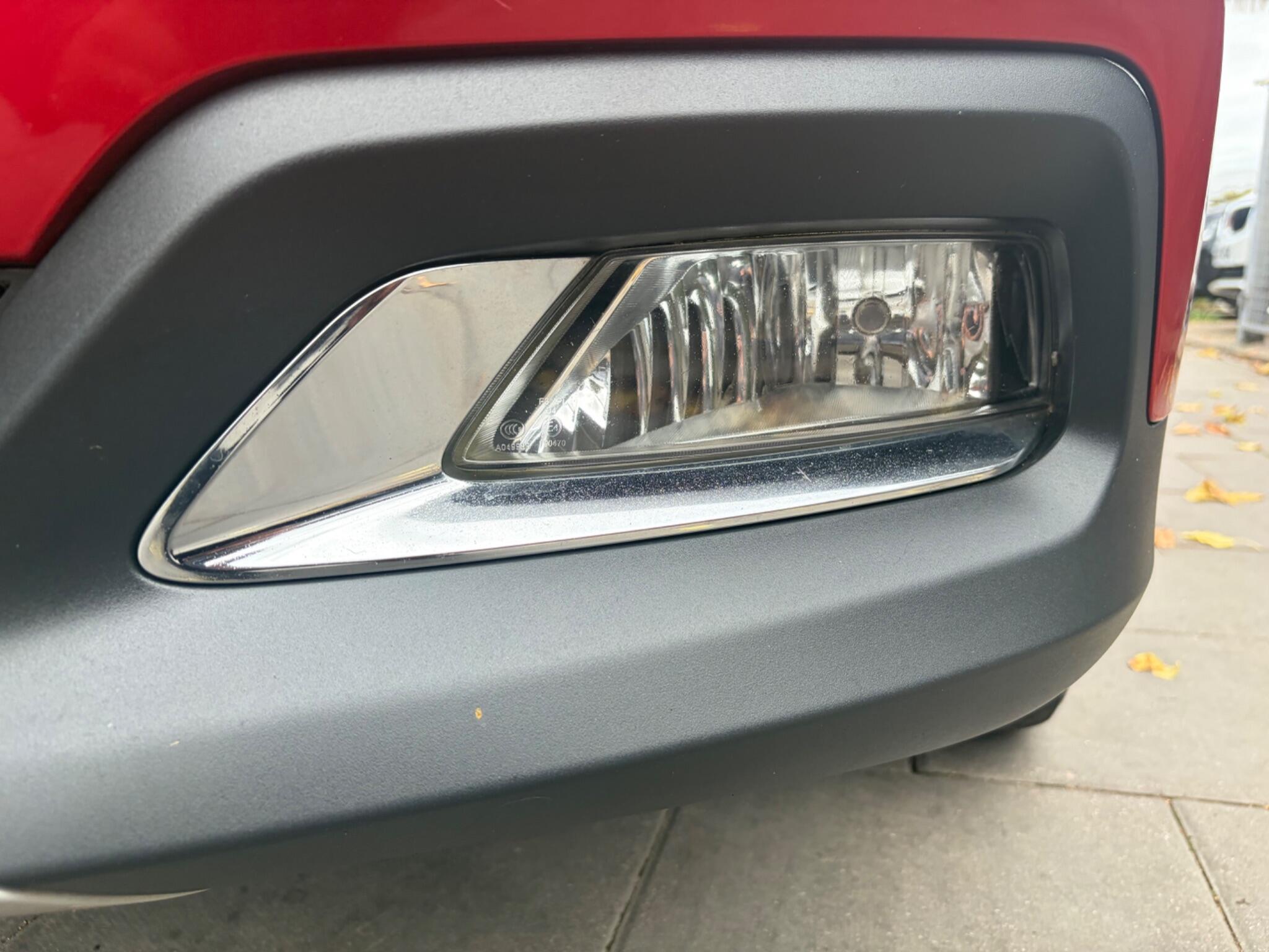 MG ZS view 12