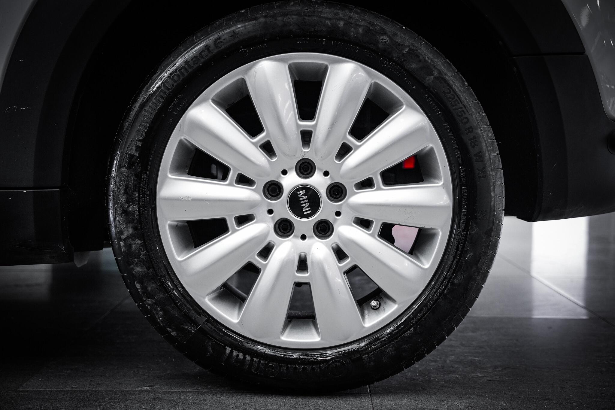 Mini Countryman view 28