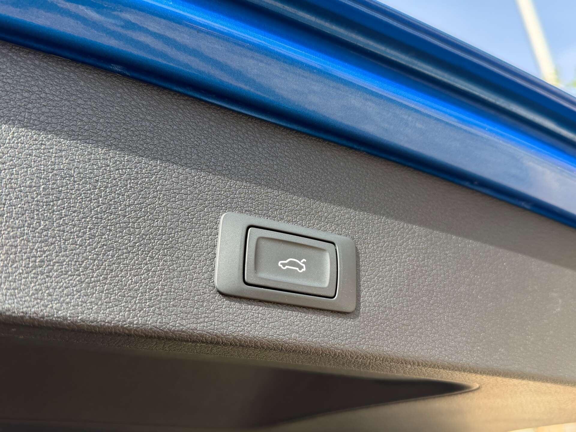 Audi Q2 view 16