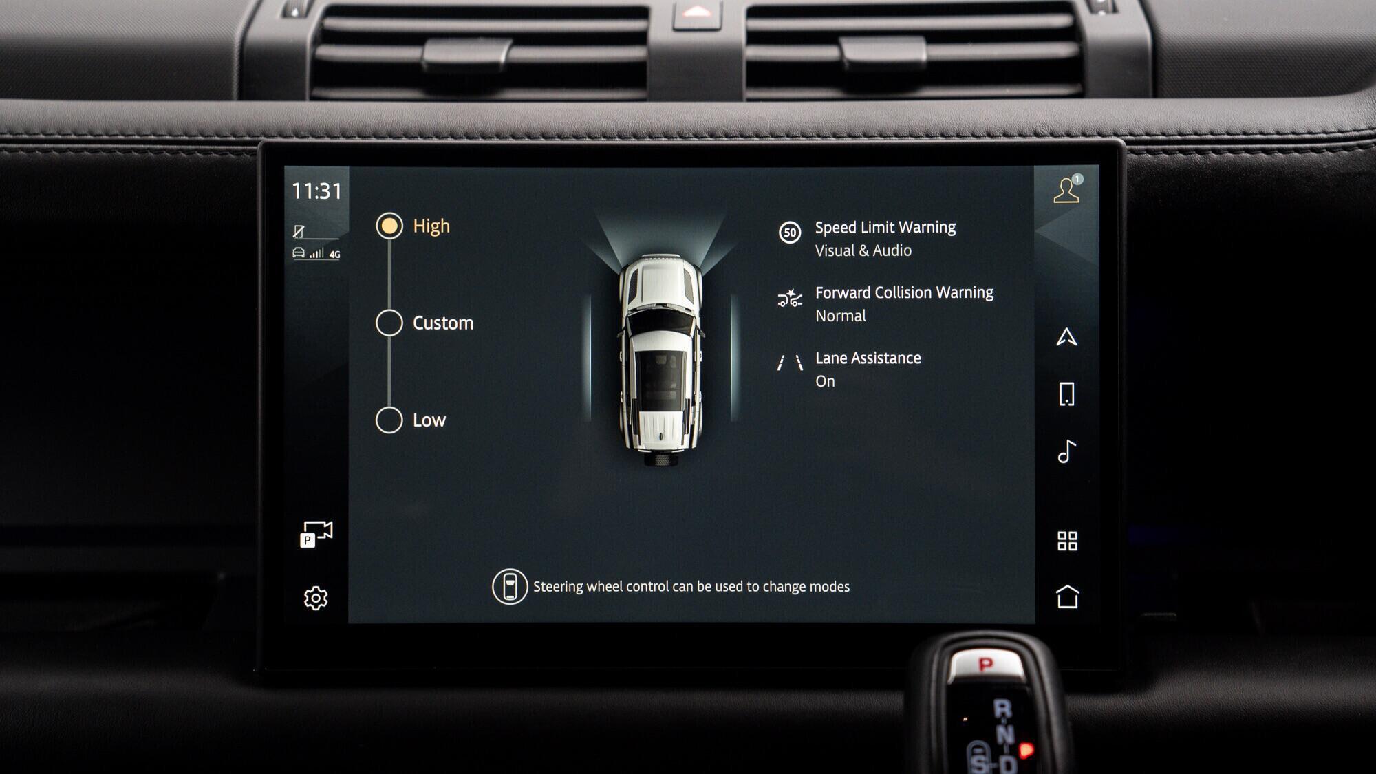 Land Rover Defender view 25