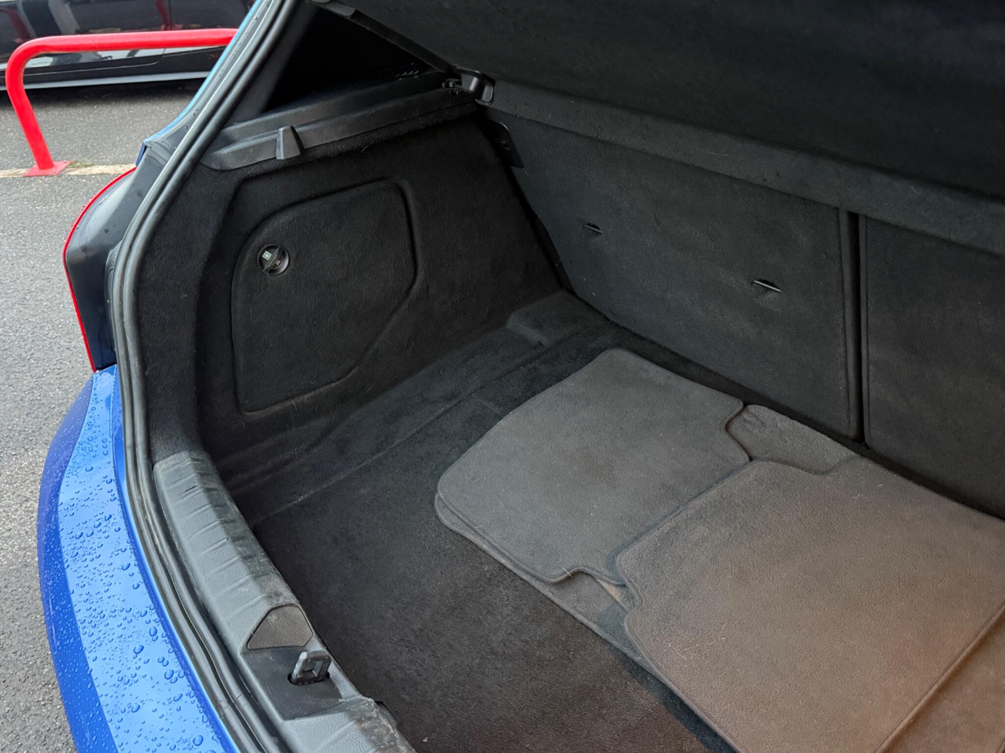 BMW 1 Series - Image 39