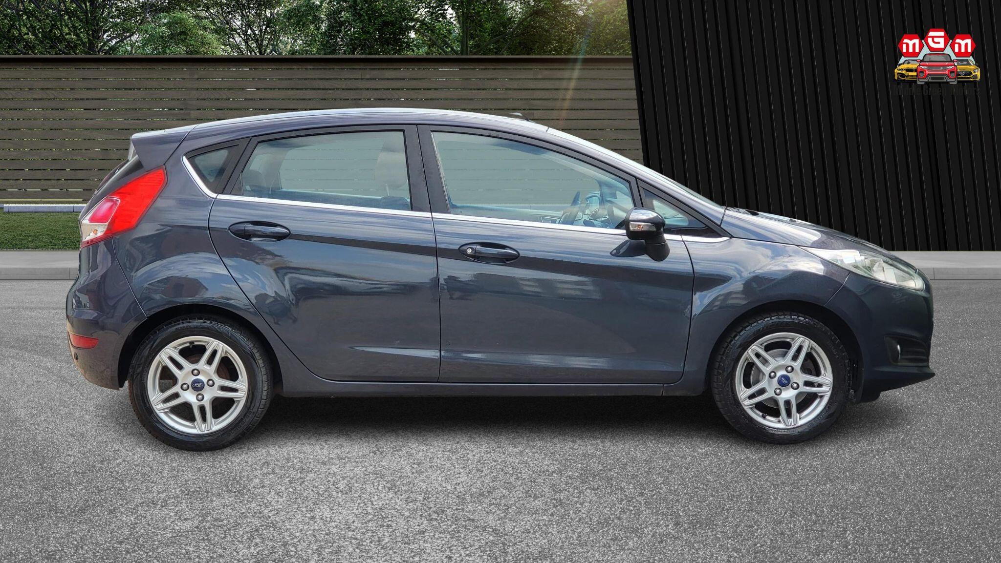 Ford Fiesta view 8