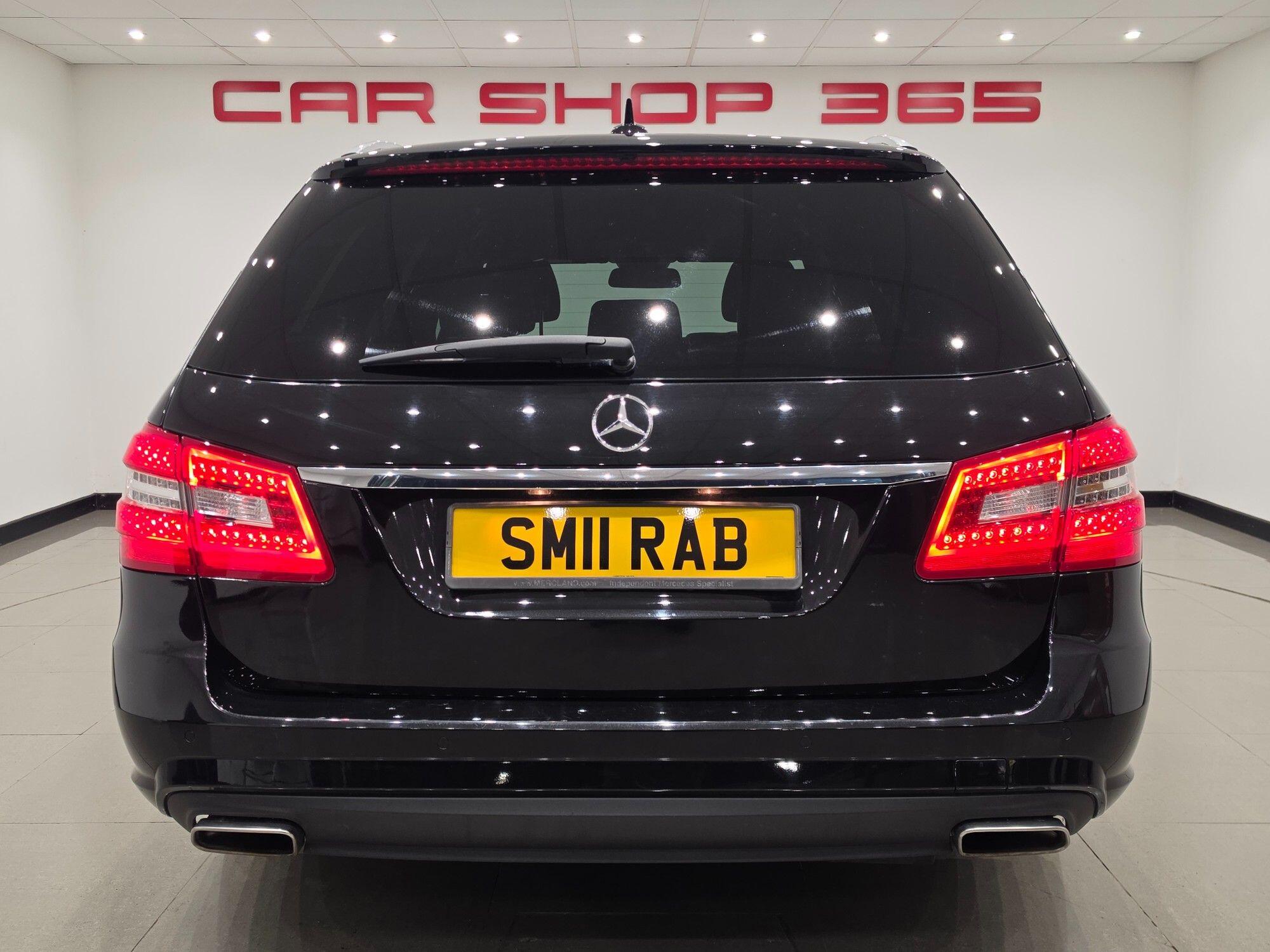 Mercedes-Benz E-Class view 17