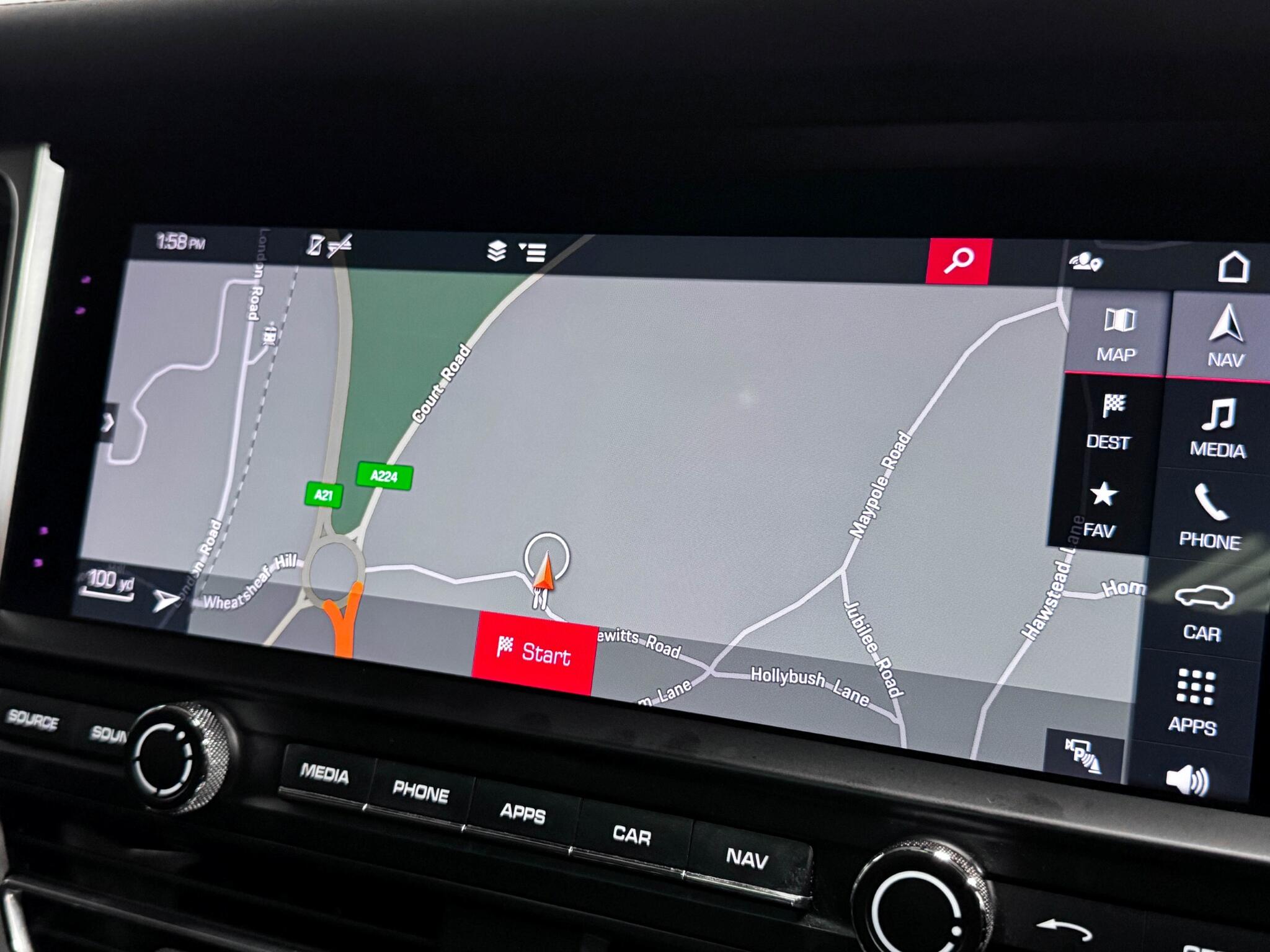 Porsche Macan view 53