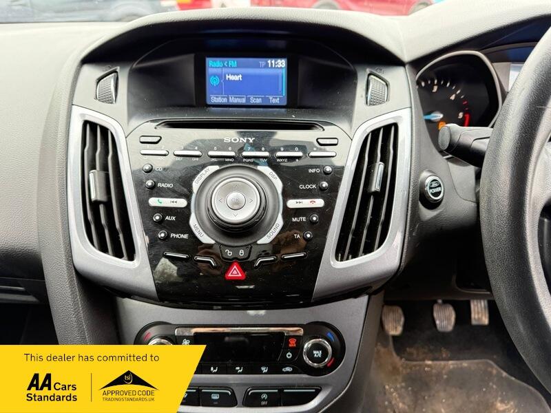 2013 Ford Focus image 34