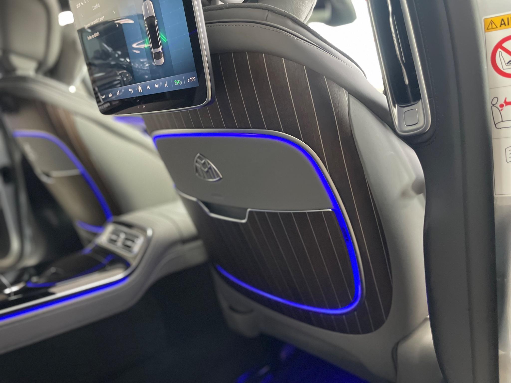 Mercedes-Benz S-Class view 14