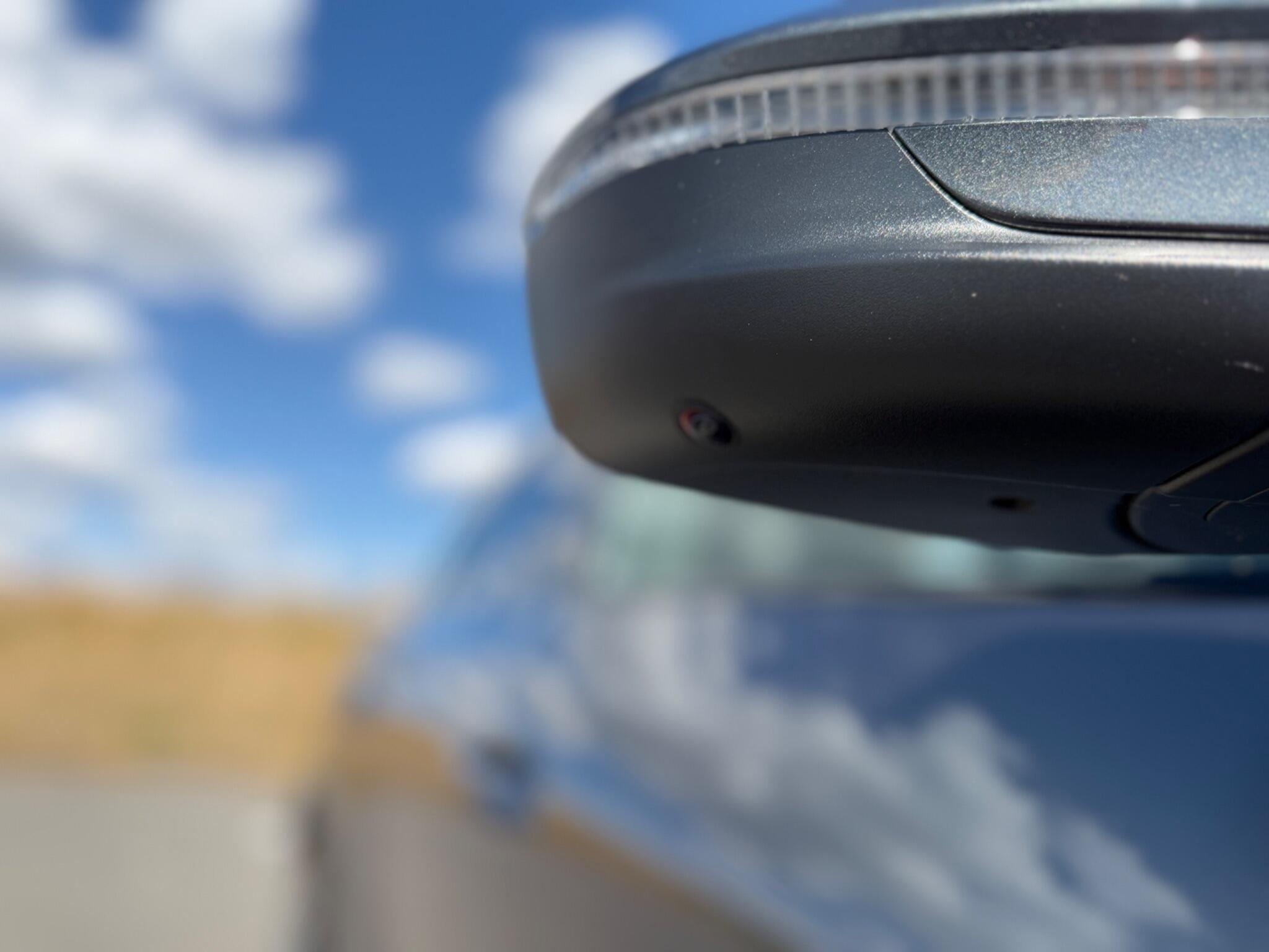 Audi E-Tron view 57