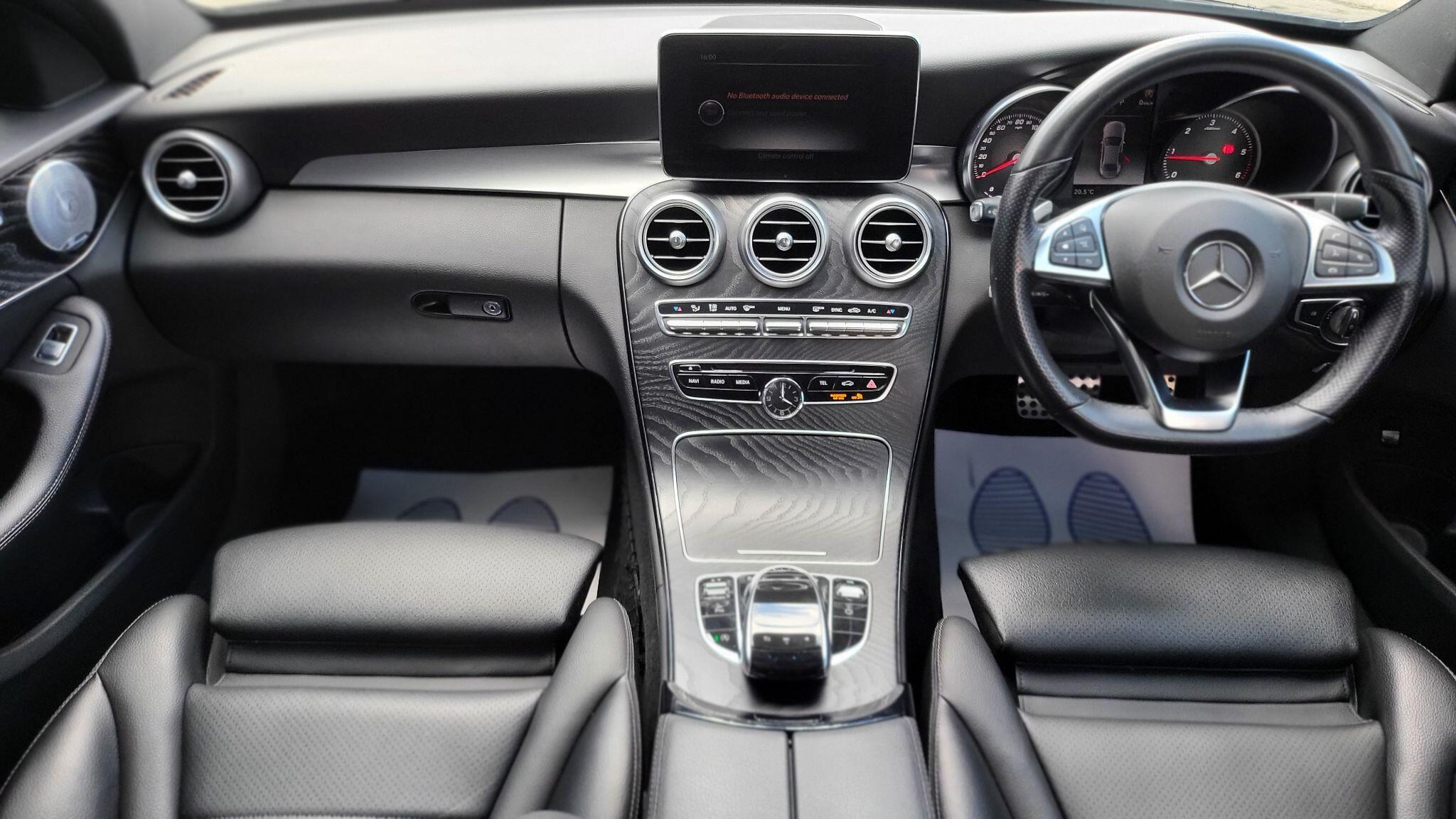 Mercedes-Benz C-Class view 3