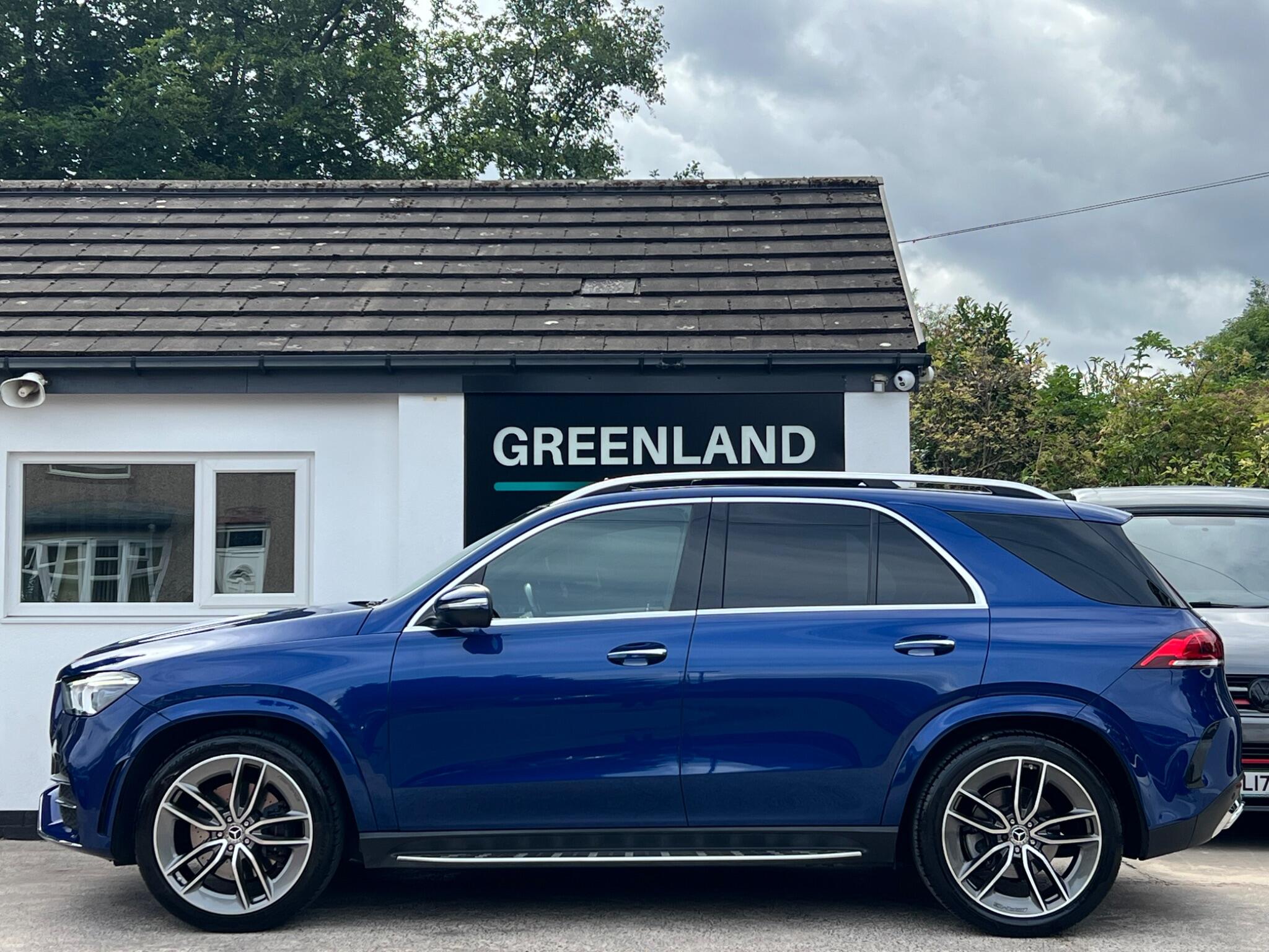 Mercedes-Benz GLE view 25