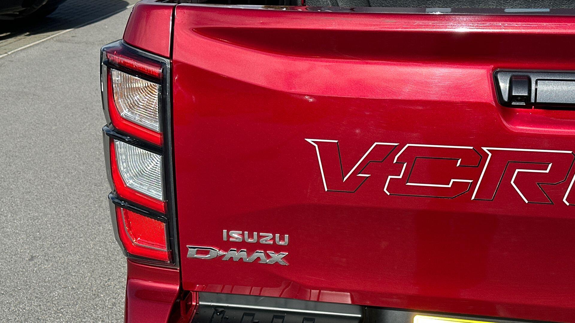 Isuzu D-Max view 19