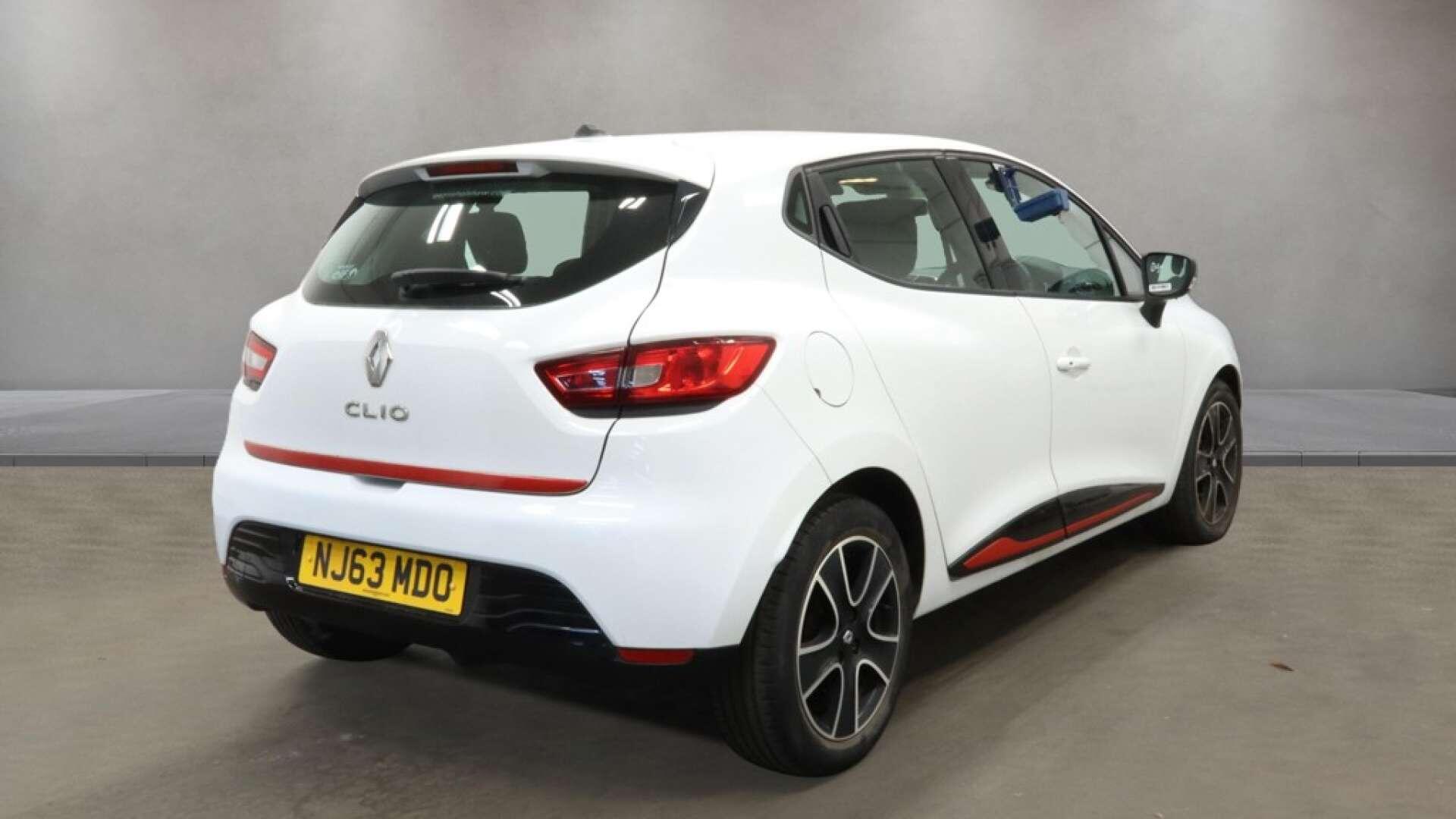 Renault Clio view 9