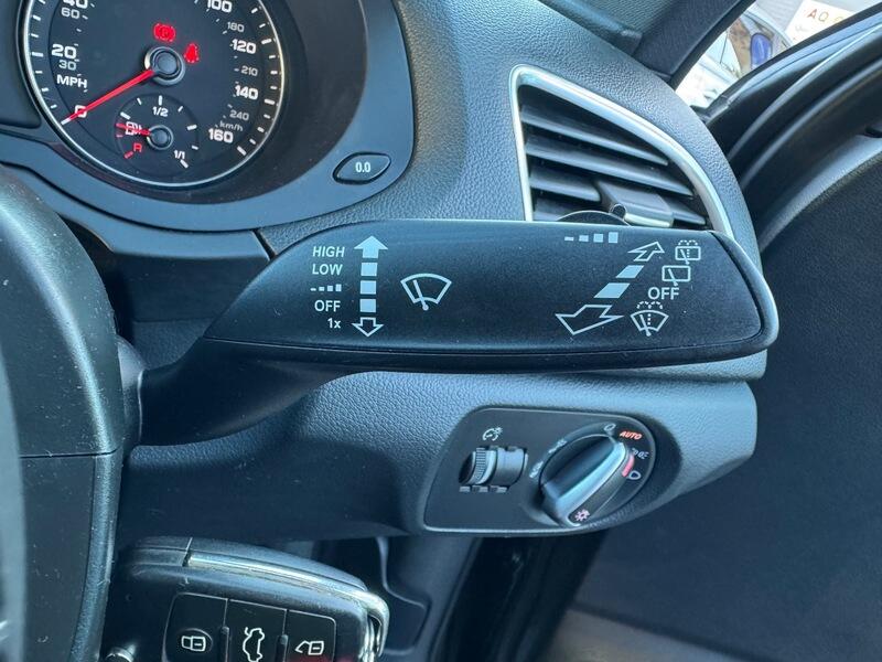 Audi Q3 view 34