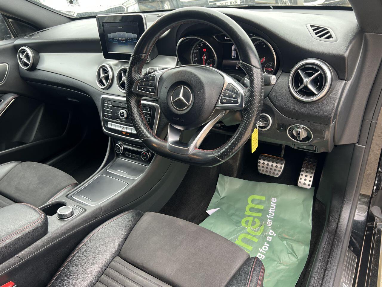 Mercedes-Benz Cla view 15