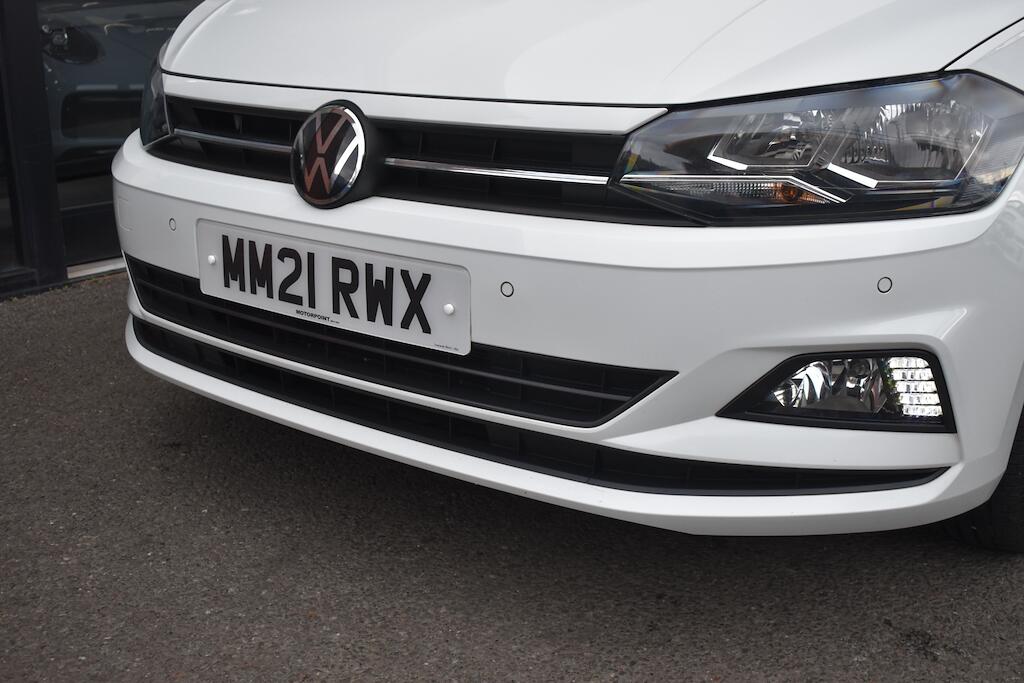 Volkswagen Polo view 21