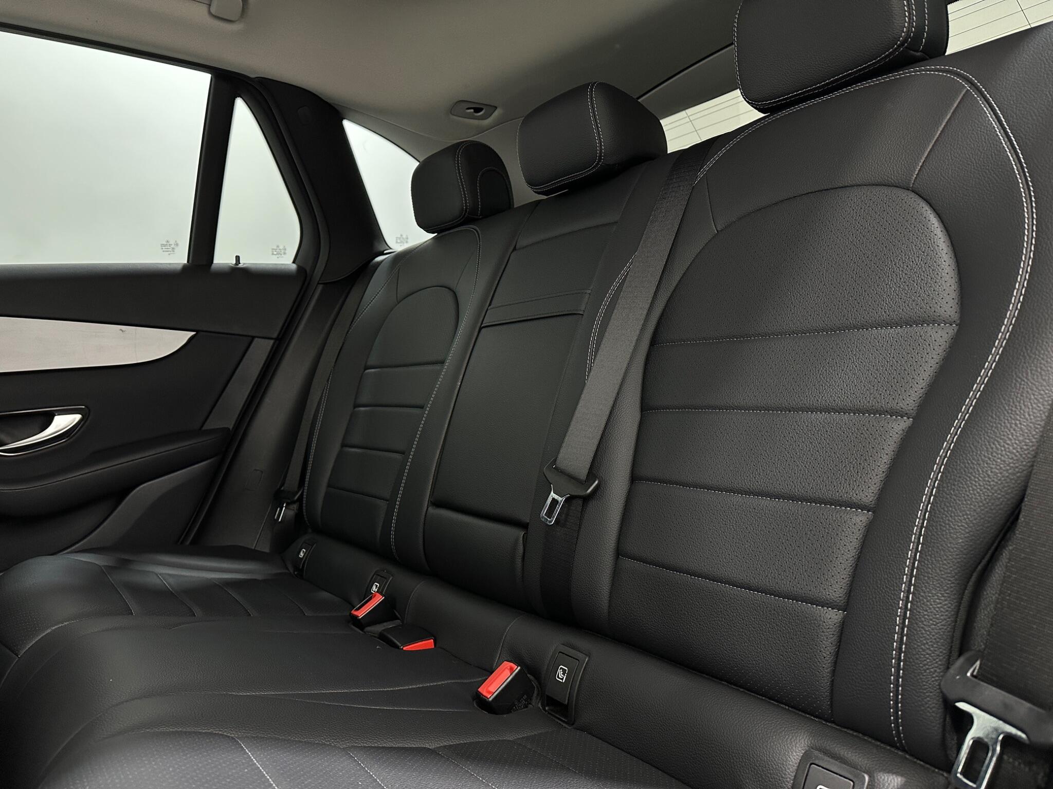 Mercedes-Benz GLC view 39