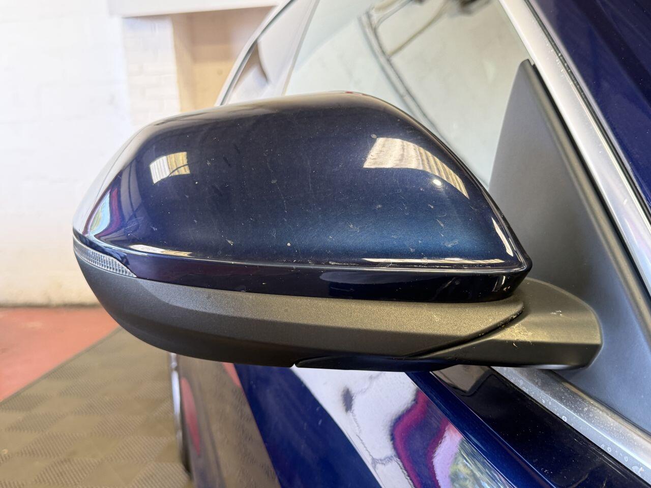 Audi Q8 view 31