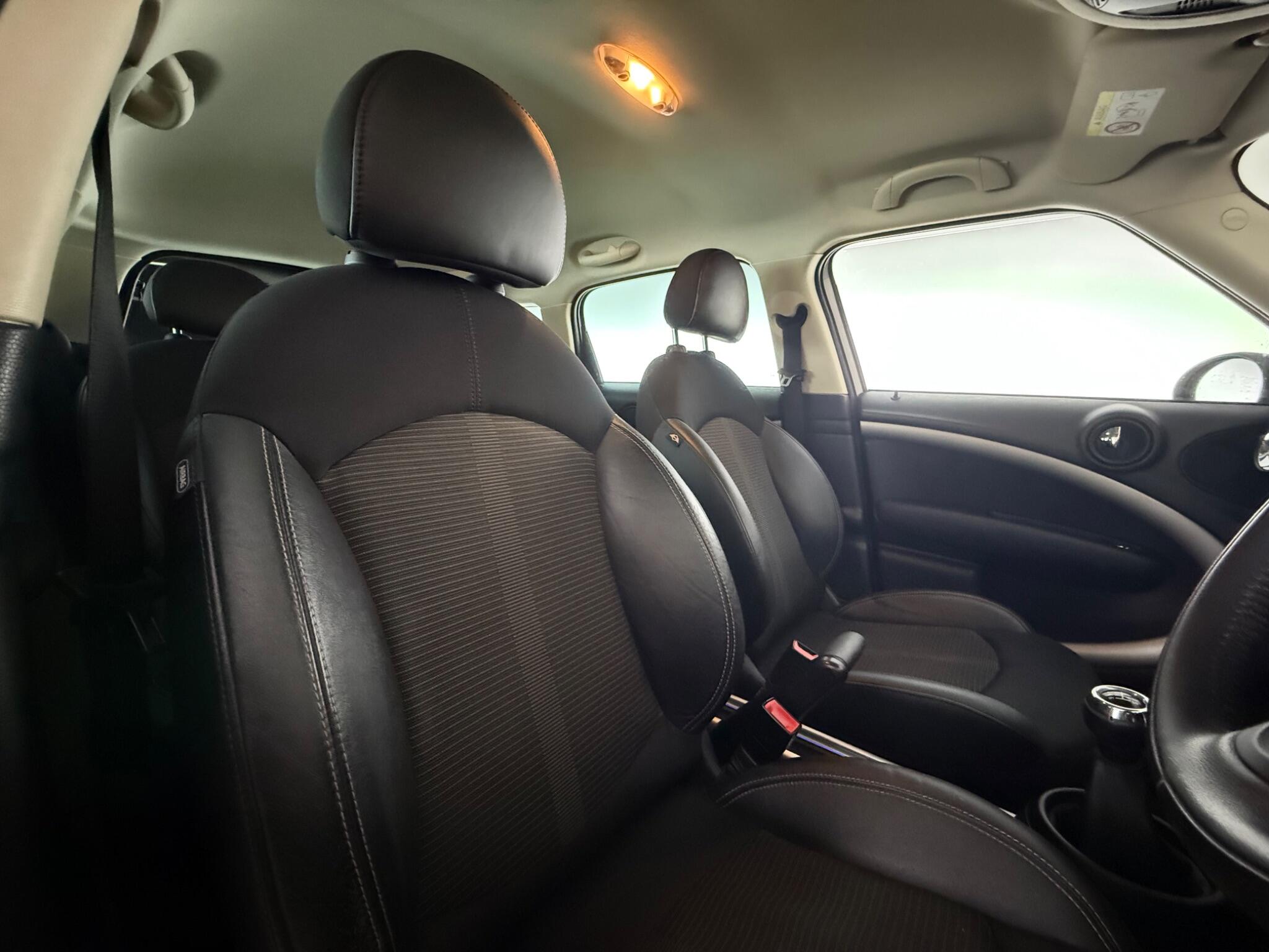Mini Countryman view 23