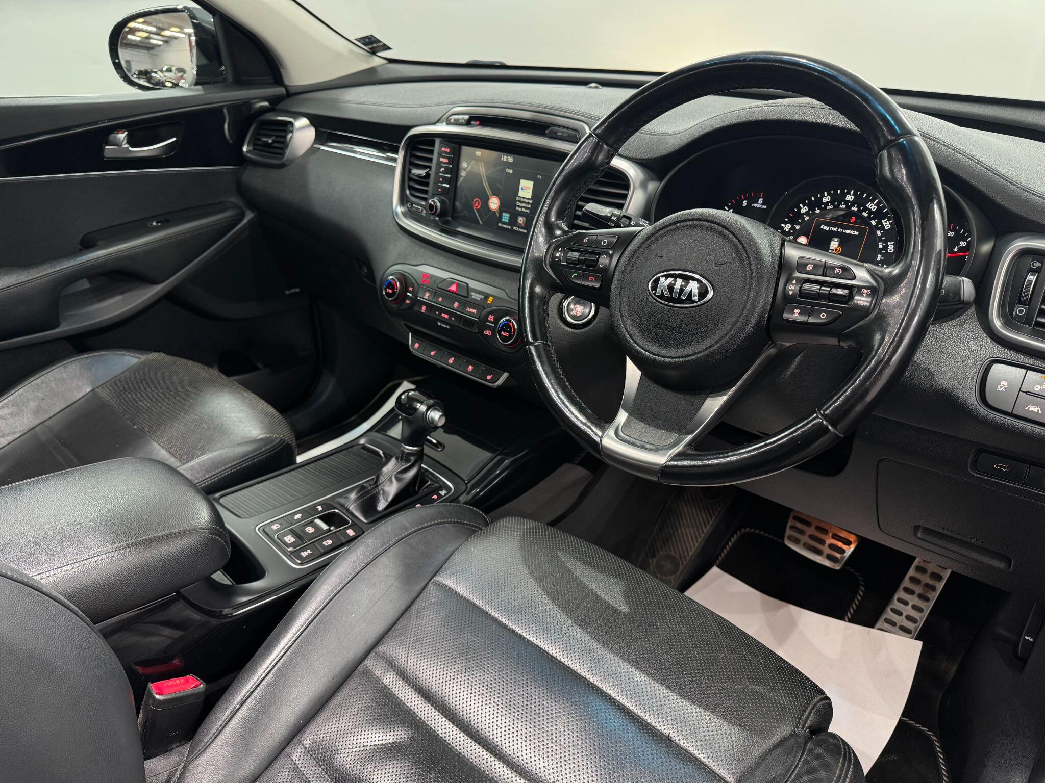 Kia Sorento view 24