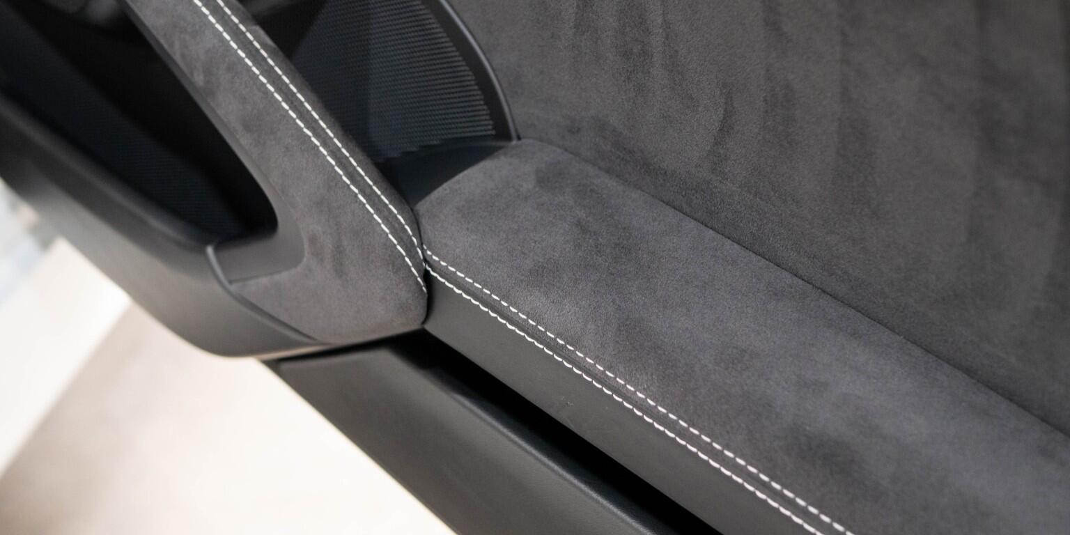 Porsche Boxster view 24