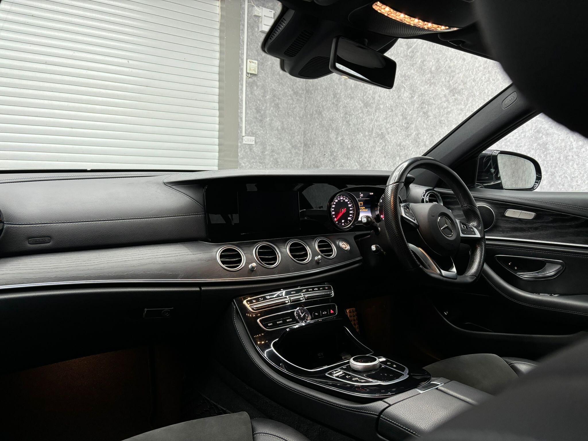 Mercedes-Benz E-Class view 6