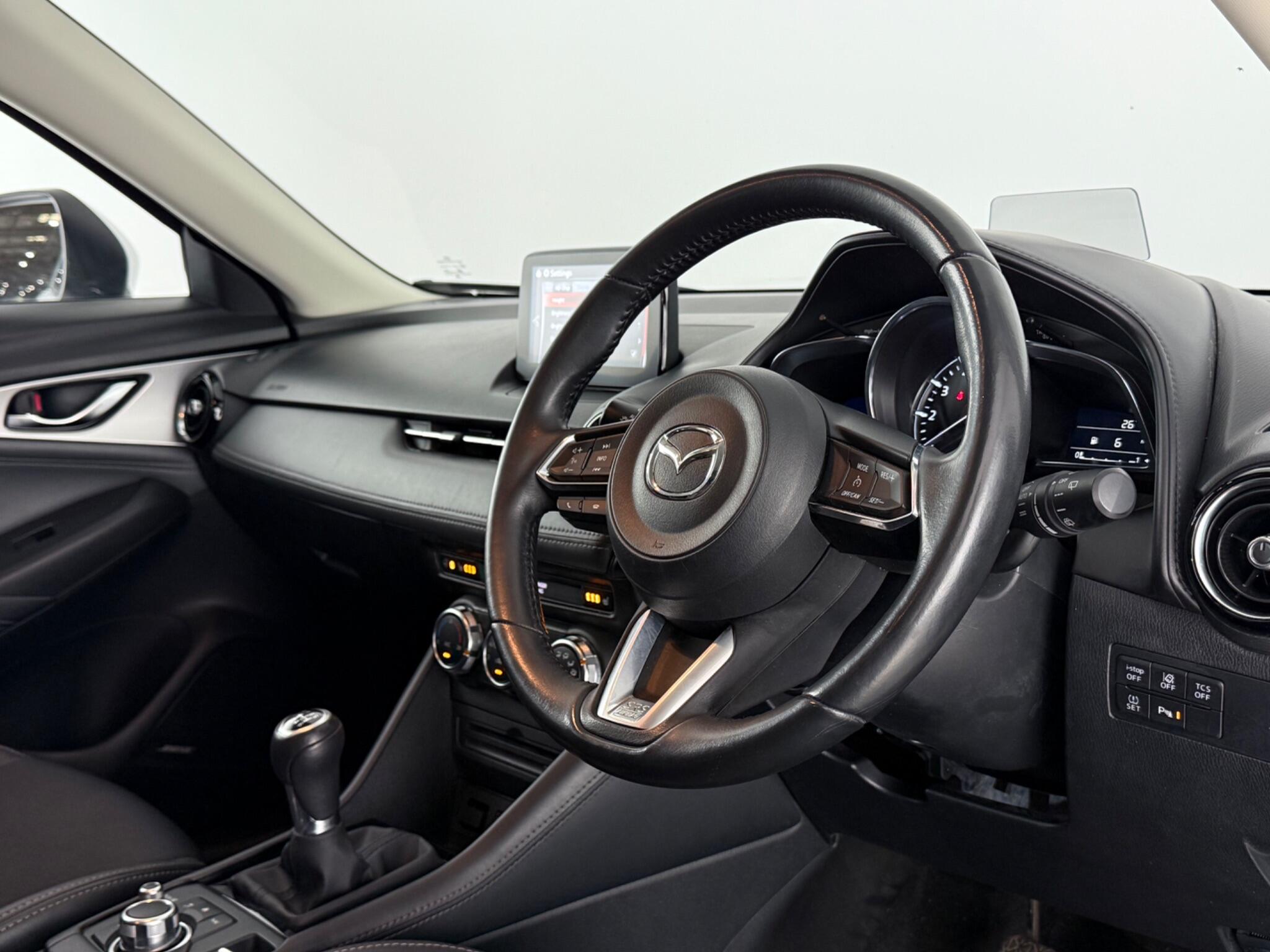 Mazda CX-3 view 3
