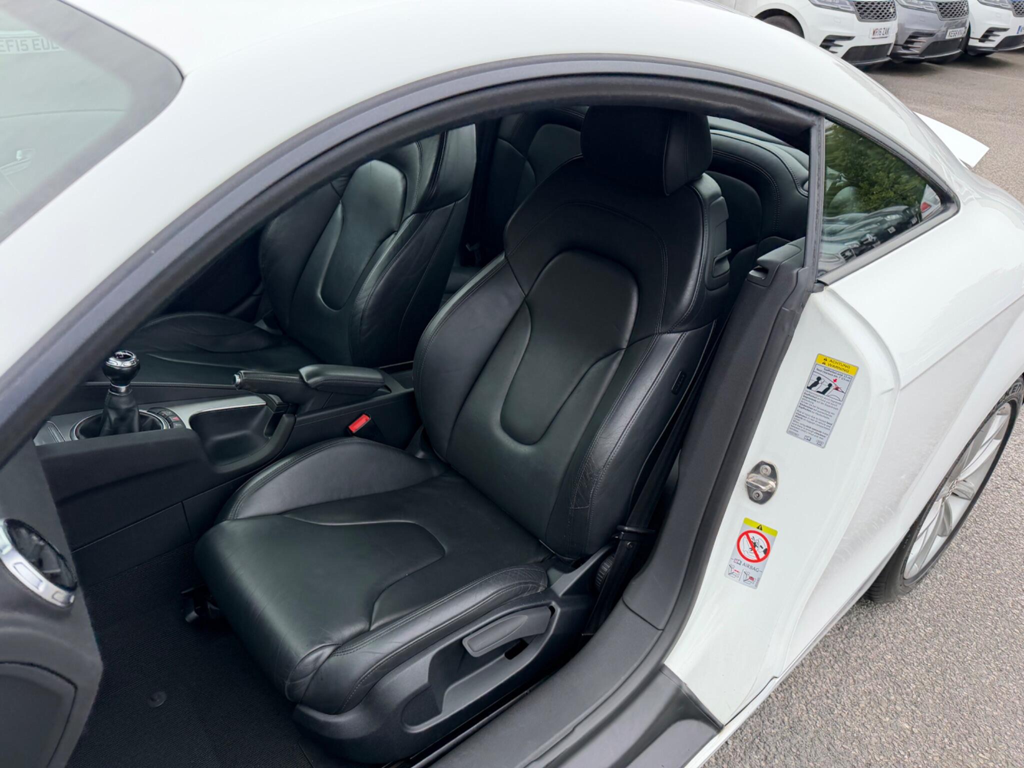 Audi TT view 17