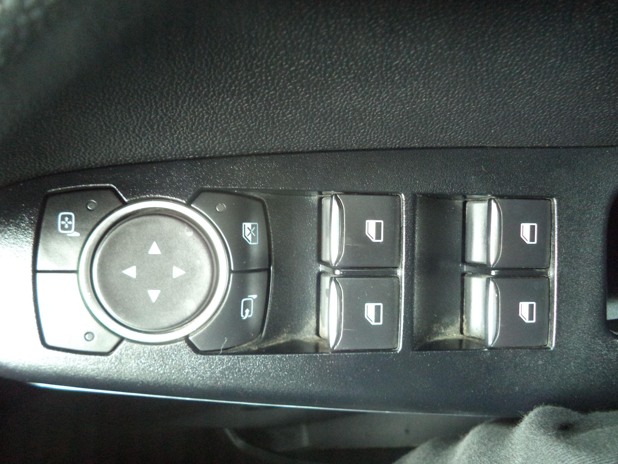 Ford Fiesta view 51